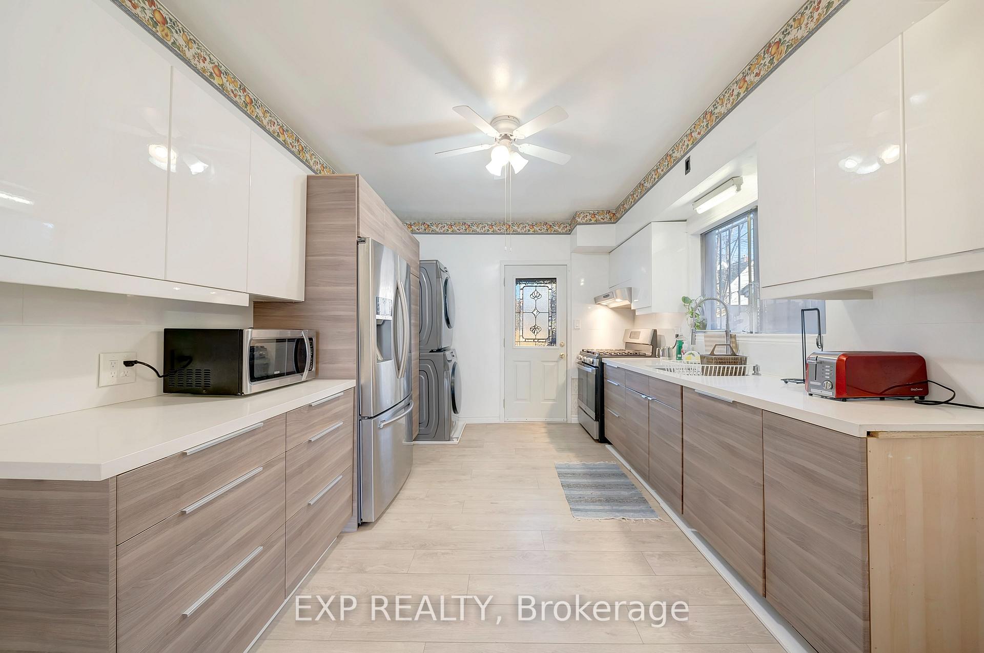 Photo 10 of Unit Upper, 50 1/2 Clyde Street, Hamilton, Landsdale — HOMEH
