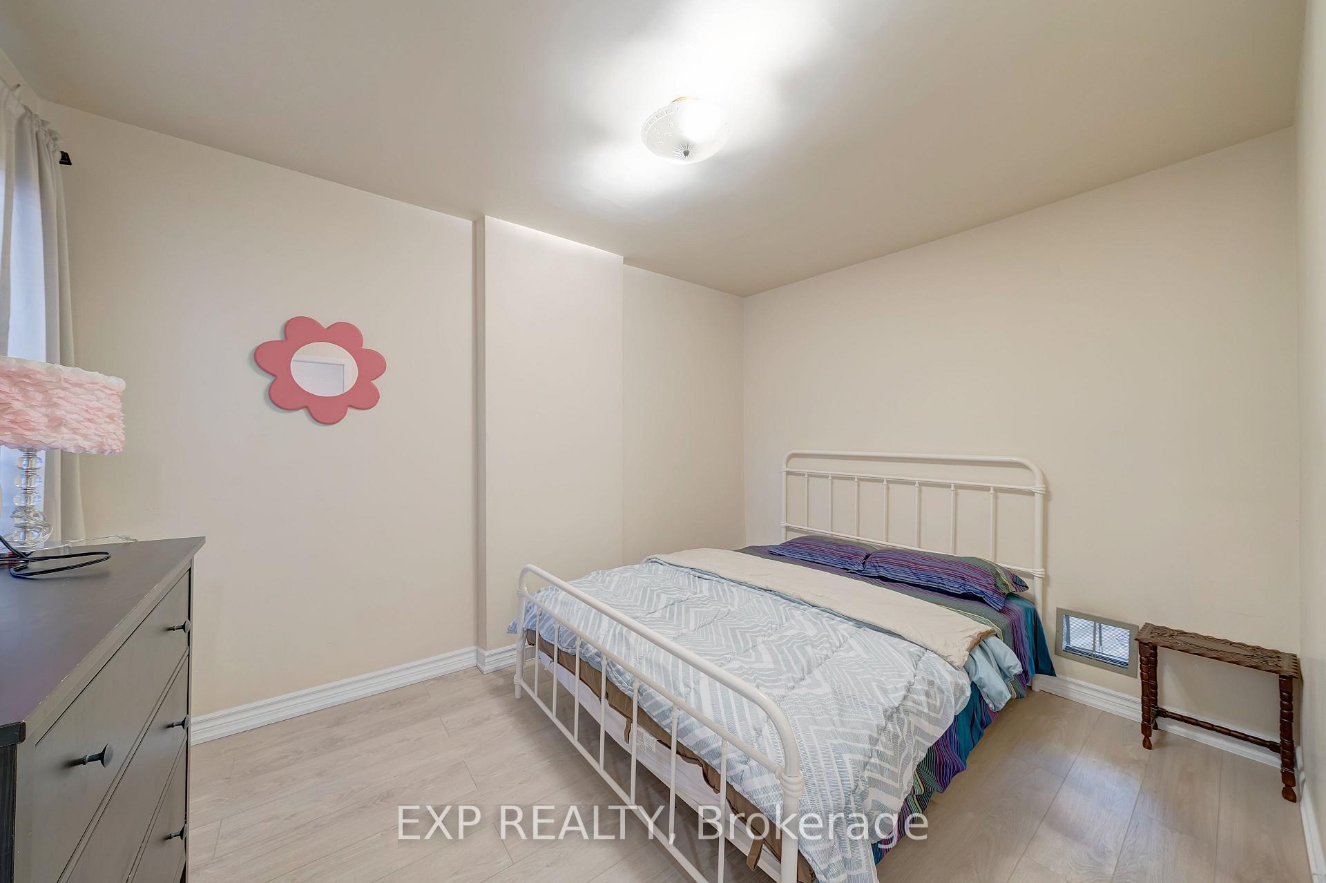 Photo 18 of Unit Upper, 50 1/2 Clyde Street, Hamilton, Landsdale — HOMEH