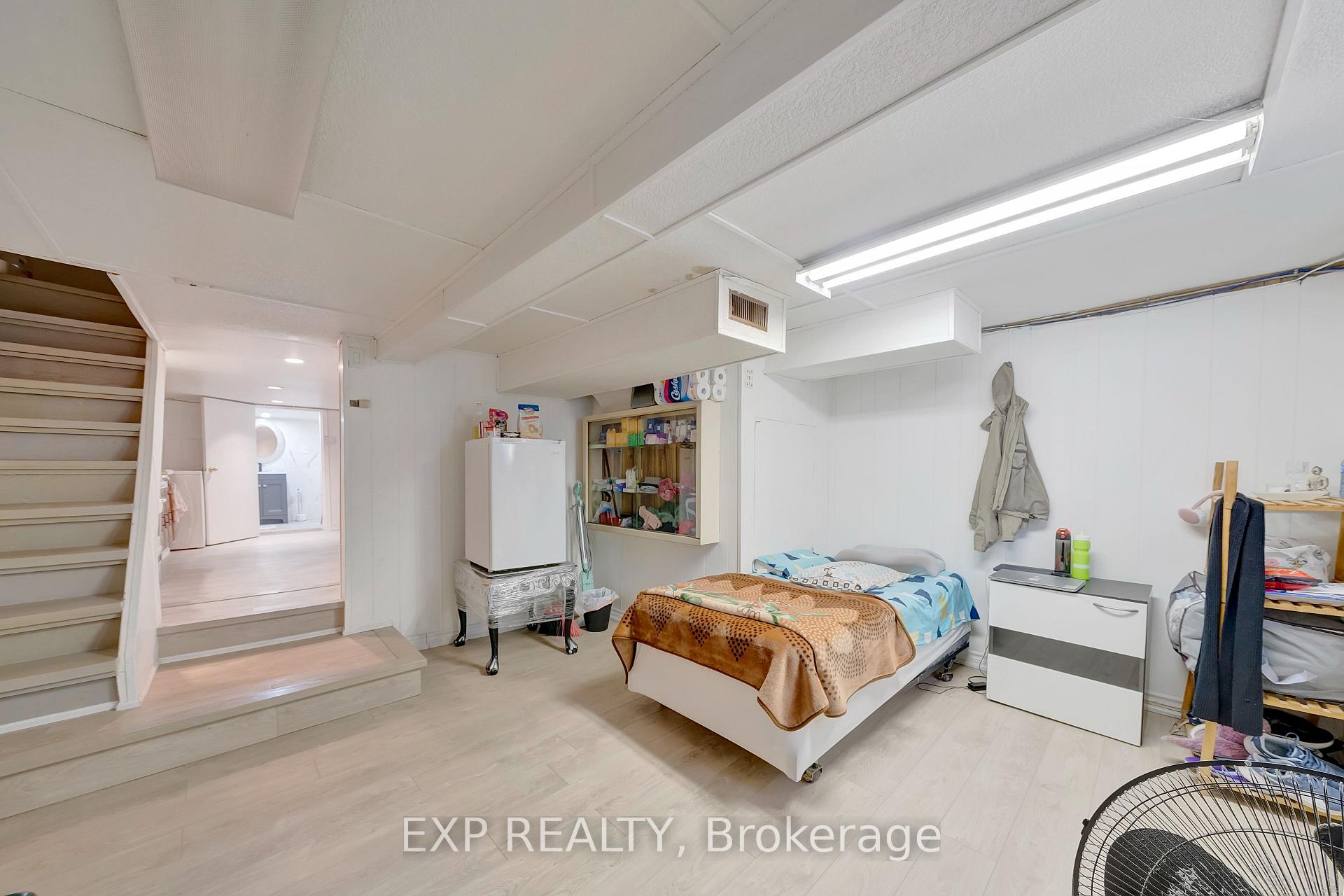 Photo 21 of Unit Upper, 50 1/2 Clyde Street, Hamilton, Landsdale — HOMEH