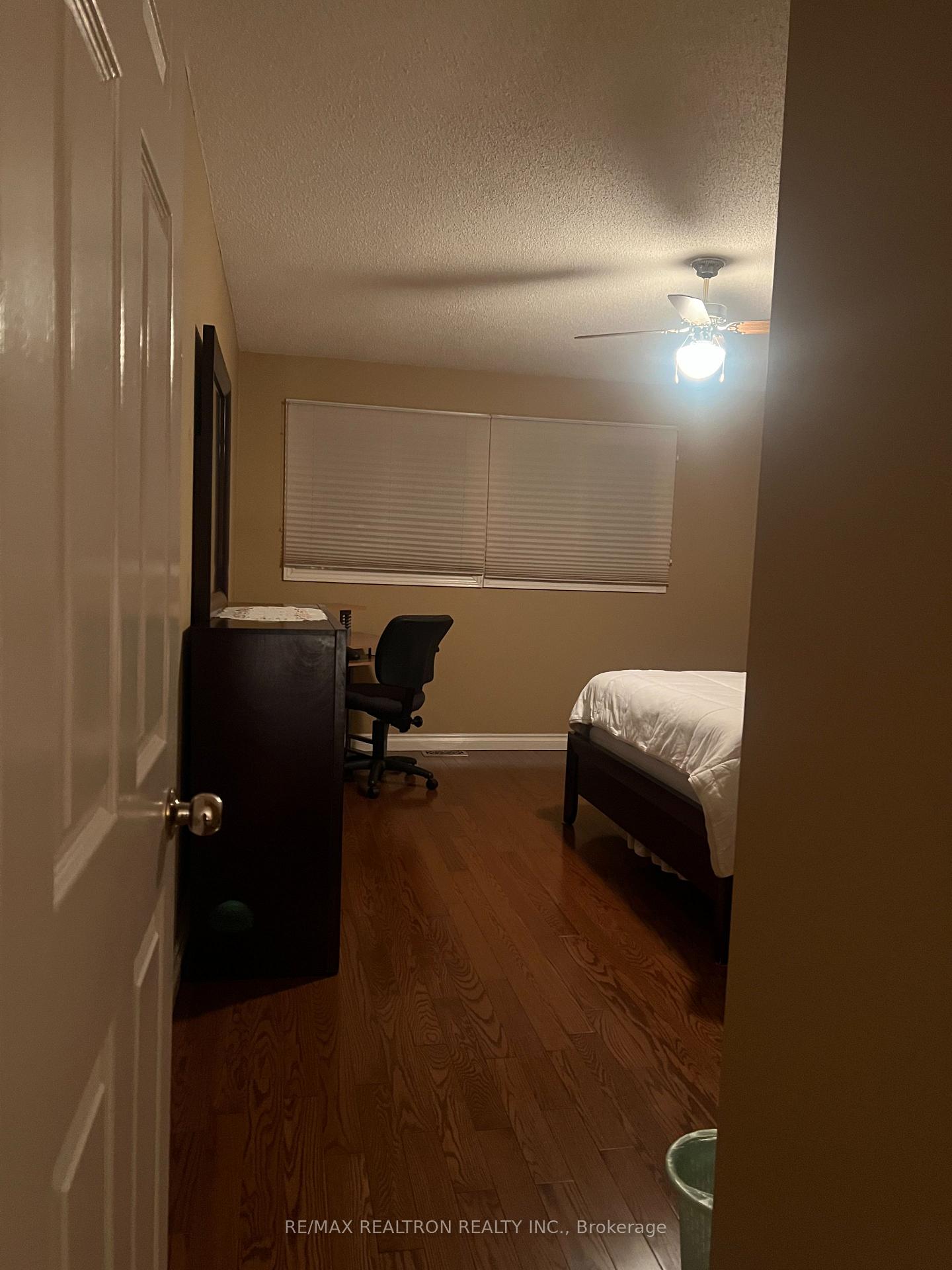 Photo 6 of 22 Hillcroft Drive E, Markham, Milliken Mills East — HOMEH