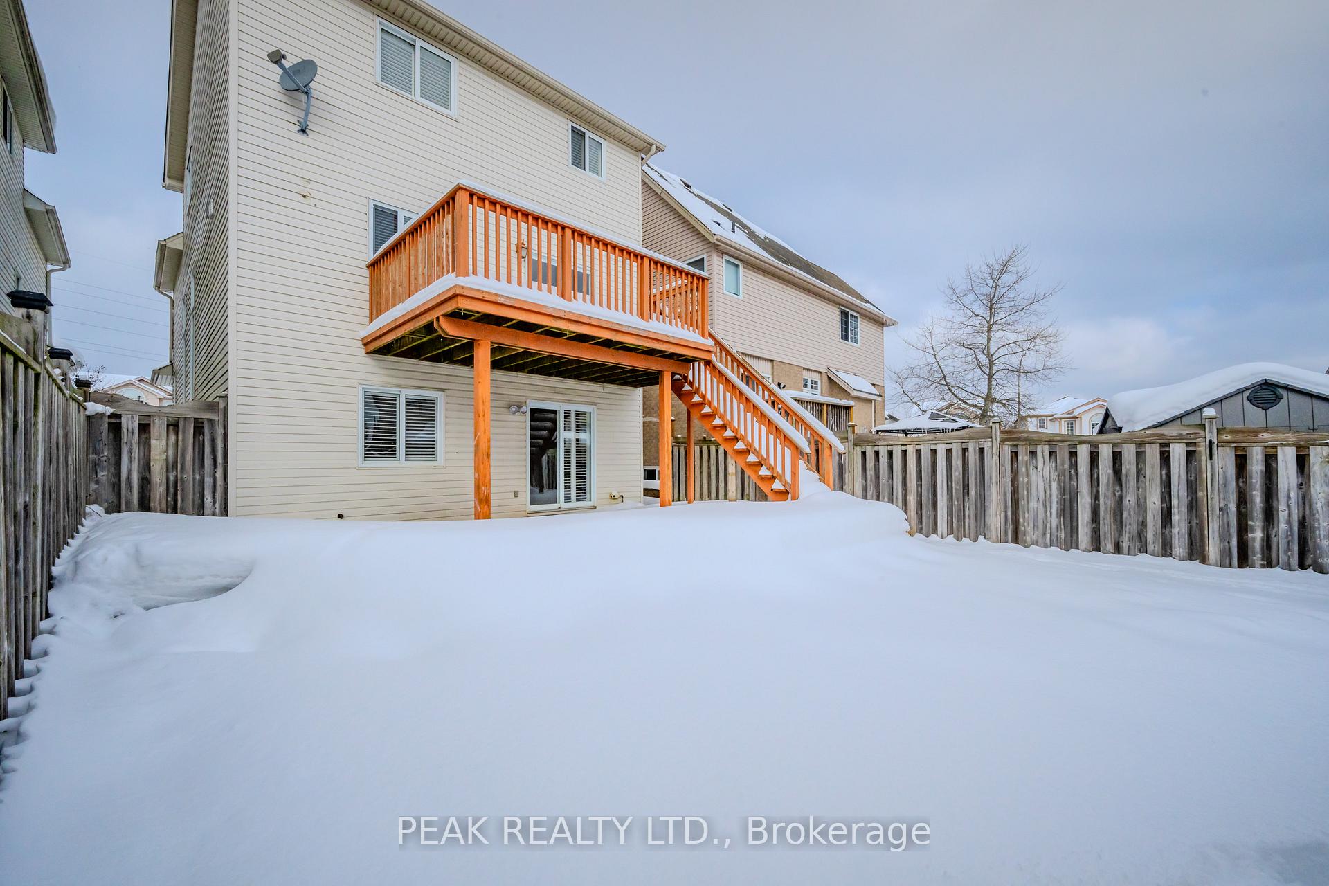 Photo 42 of 39 Winding Meadow Court, Kitchener — HOMEH
