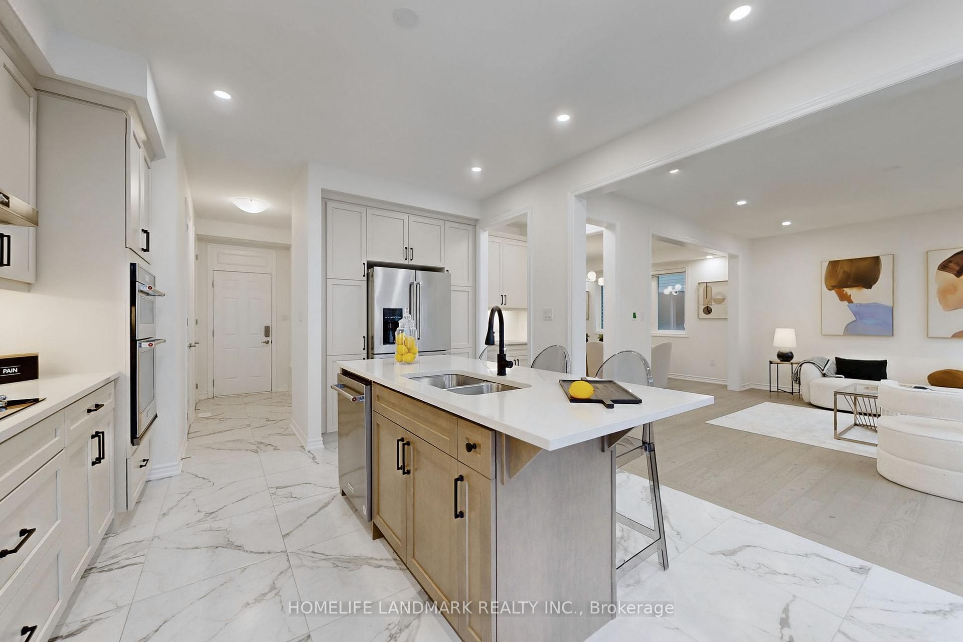 Photo 13 of 13 Therma Crescent, Markham, Victoria Square — HOMEH