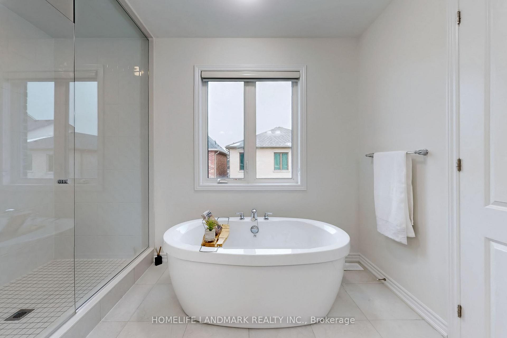 Photo 30 of 13 Therma Crescent, Markham, Victoria Square — HOMEH