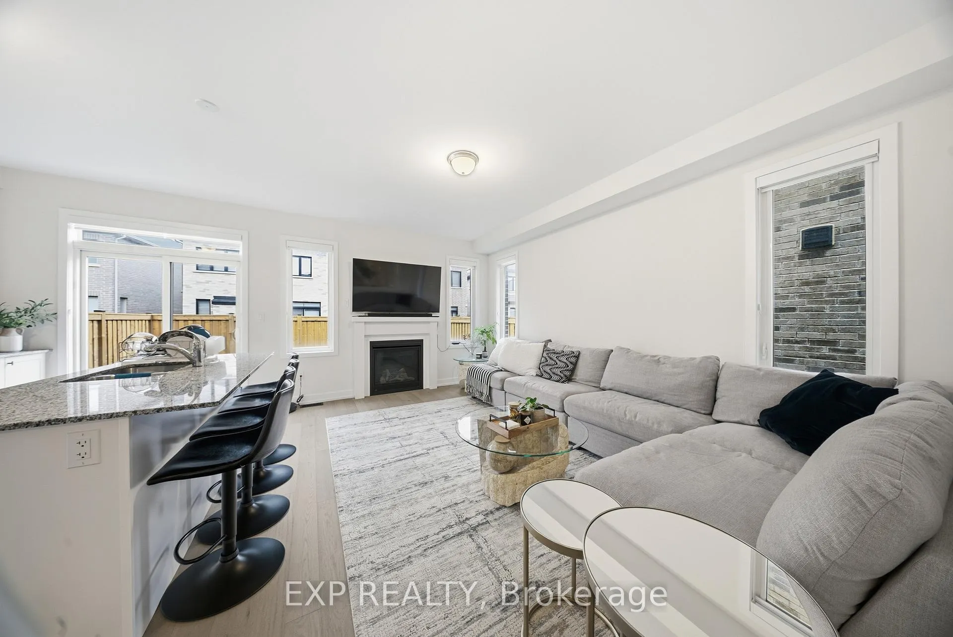 Photo 5 of 617 Etheridge Avenue, Milton, Cobban — HOMEH