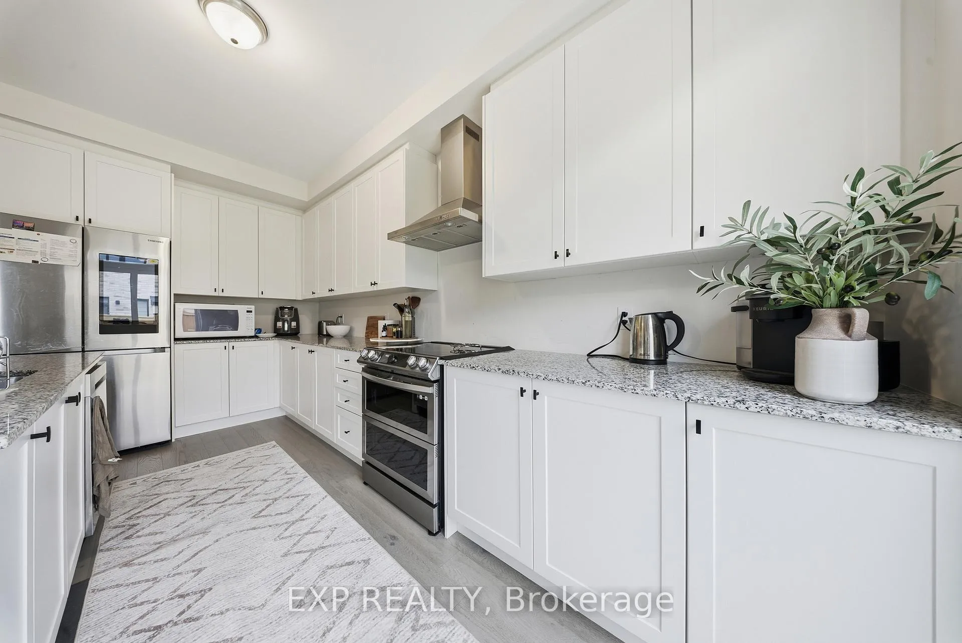Photo 8 of 617 Etheridge Avenue, Milton, Cobban — HOMEH