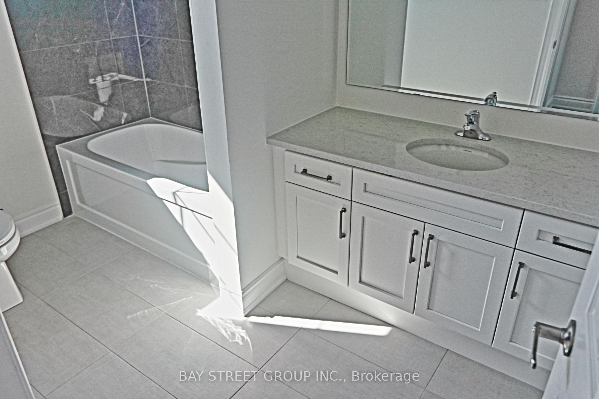 Photo 13 of 189 Beaverbrae Drive, Markham, Victoria Manor-Jennings Gate — HOMEH