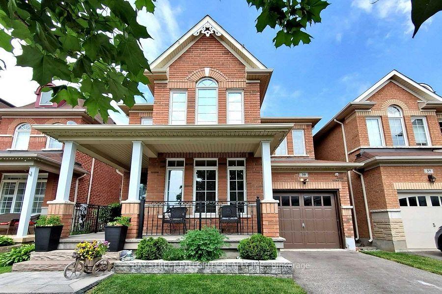 Photo 2 of 39 Forestbrook Drive, Markham, Box Grove — HOMEH