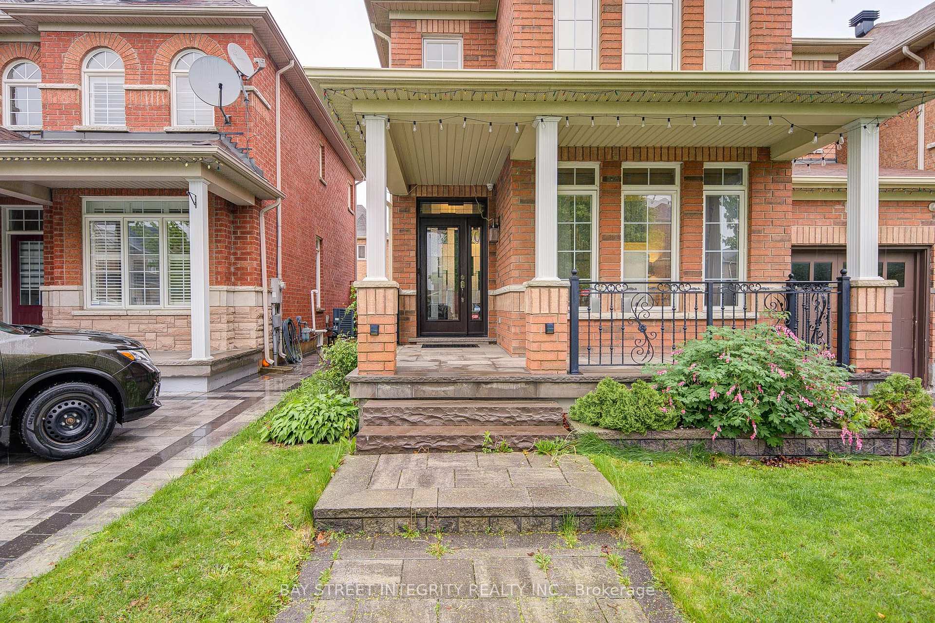 Photo 3 of 39 Forestbrook Drive, Markham, Box Grove — HOMEH