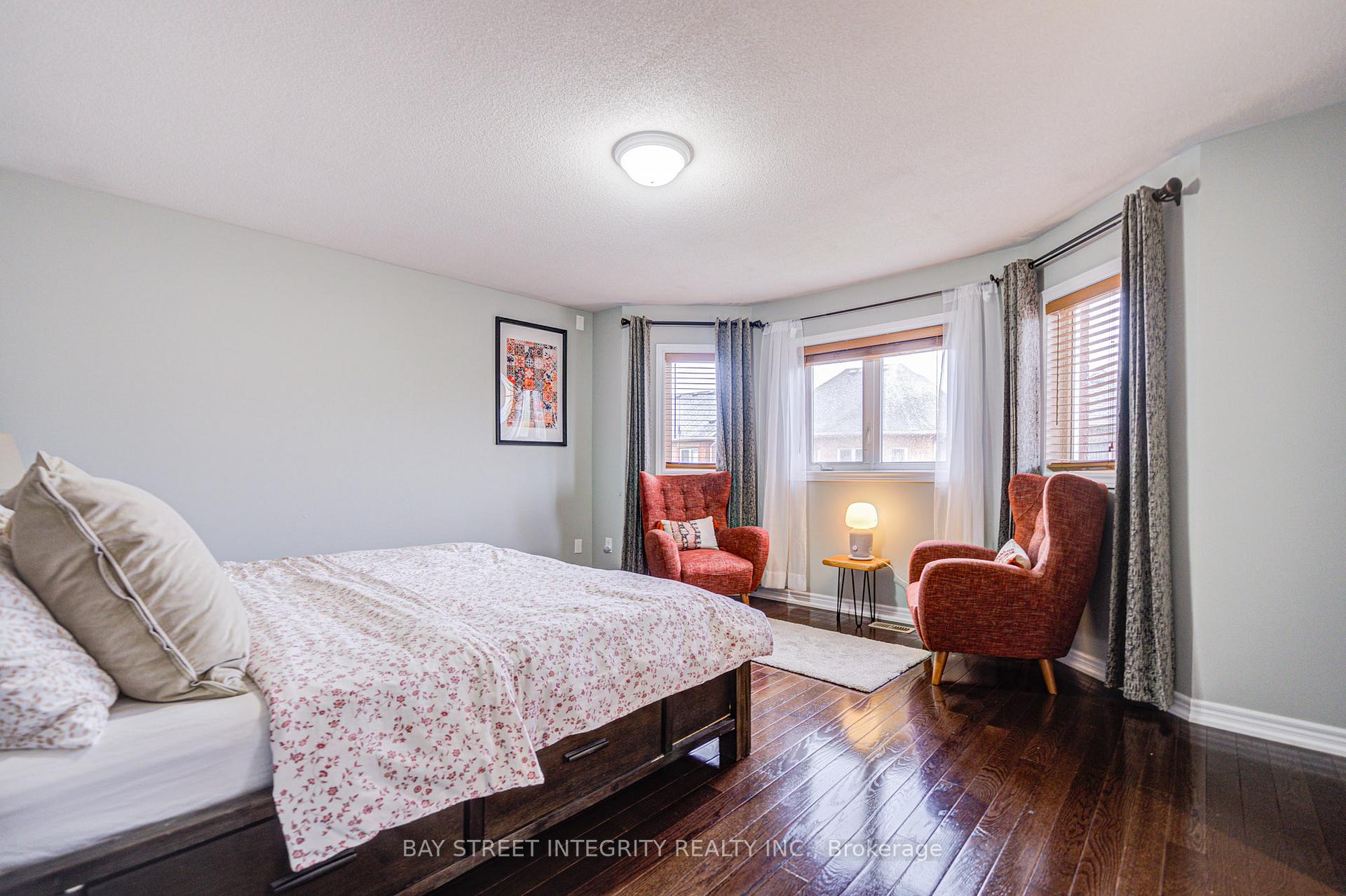 Photo 22 of 39 Forestbrook Drive, Markham, Box Grove — HOMEH