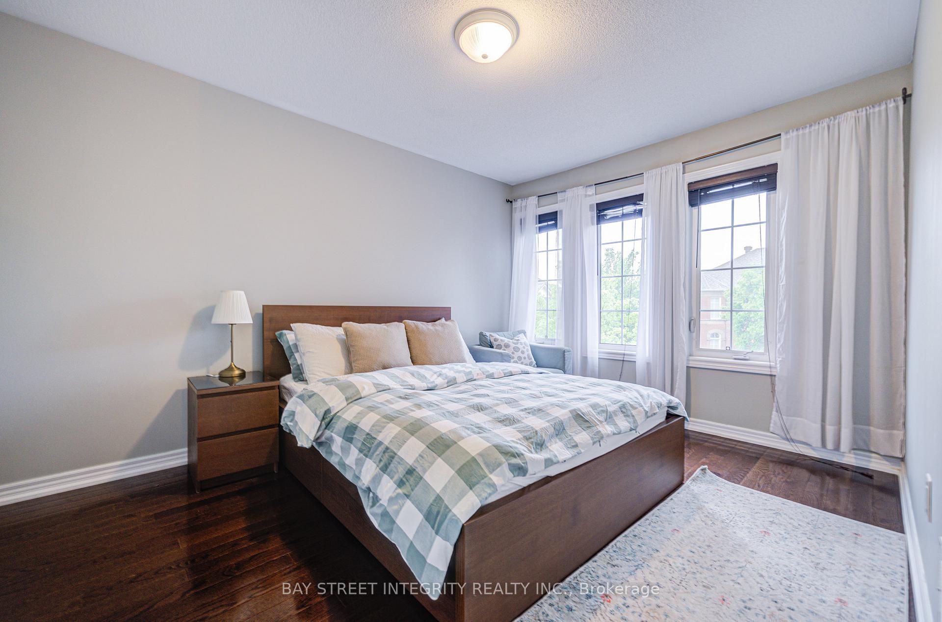 Photo 29 of 39 Forestbrook Drive, Markham, Box Grove — HOMEH