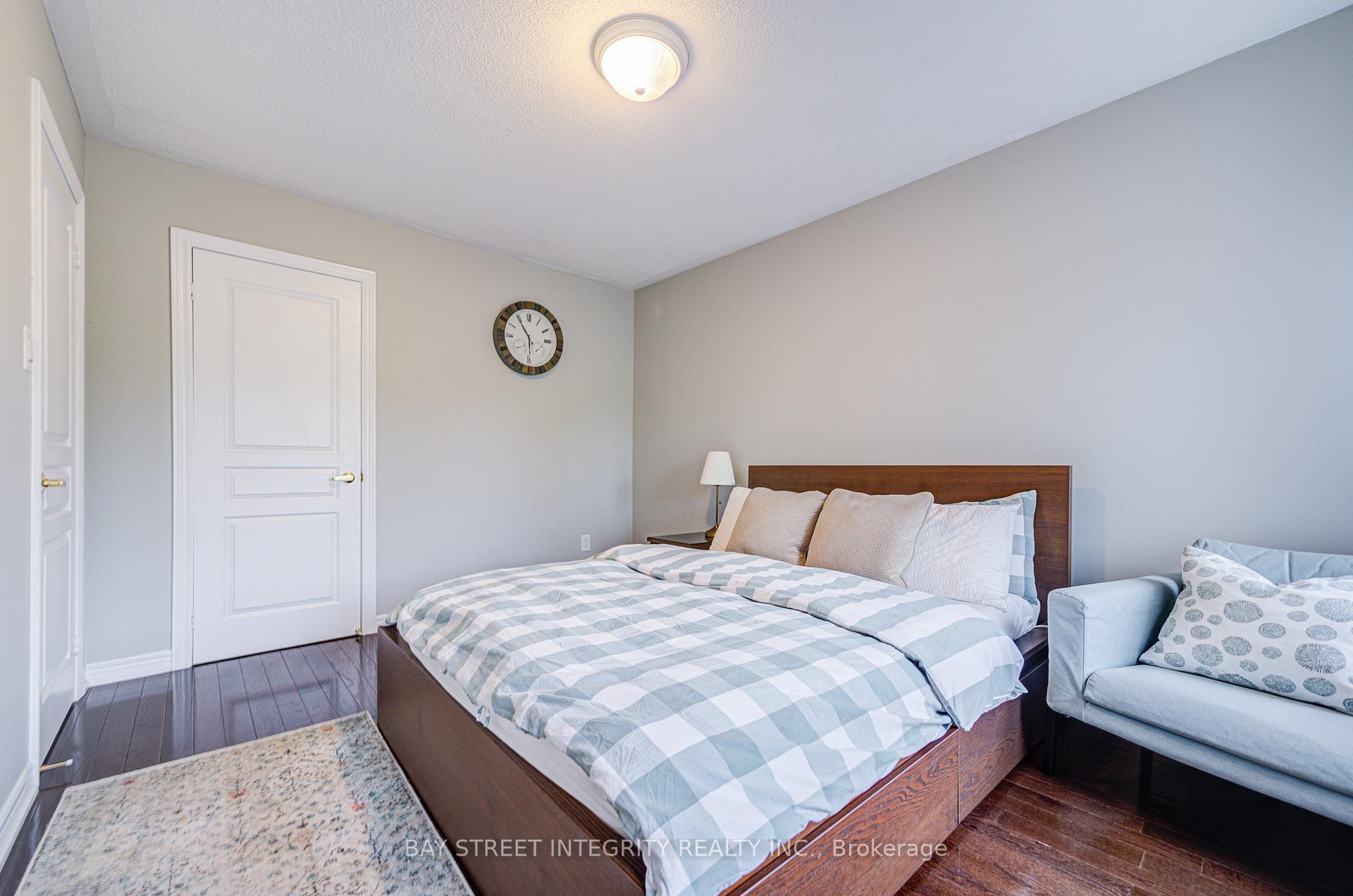 Photo 30 of 39 Forestbrook Drive, Markham, Box Grove — HOMEH
