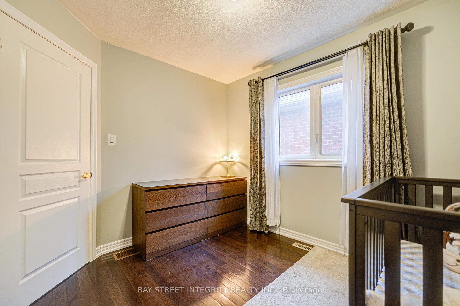 Photo 35 of 39 Forestbrook Drive, Markham, Box Grove — HOMEH