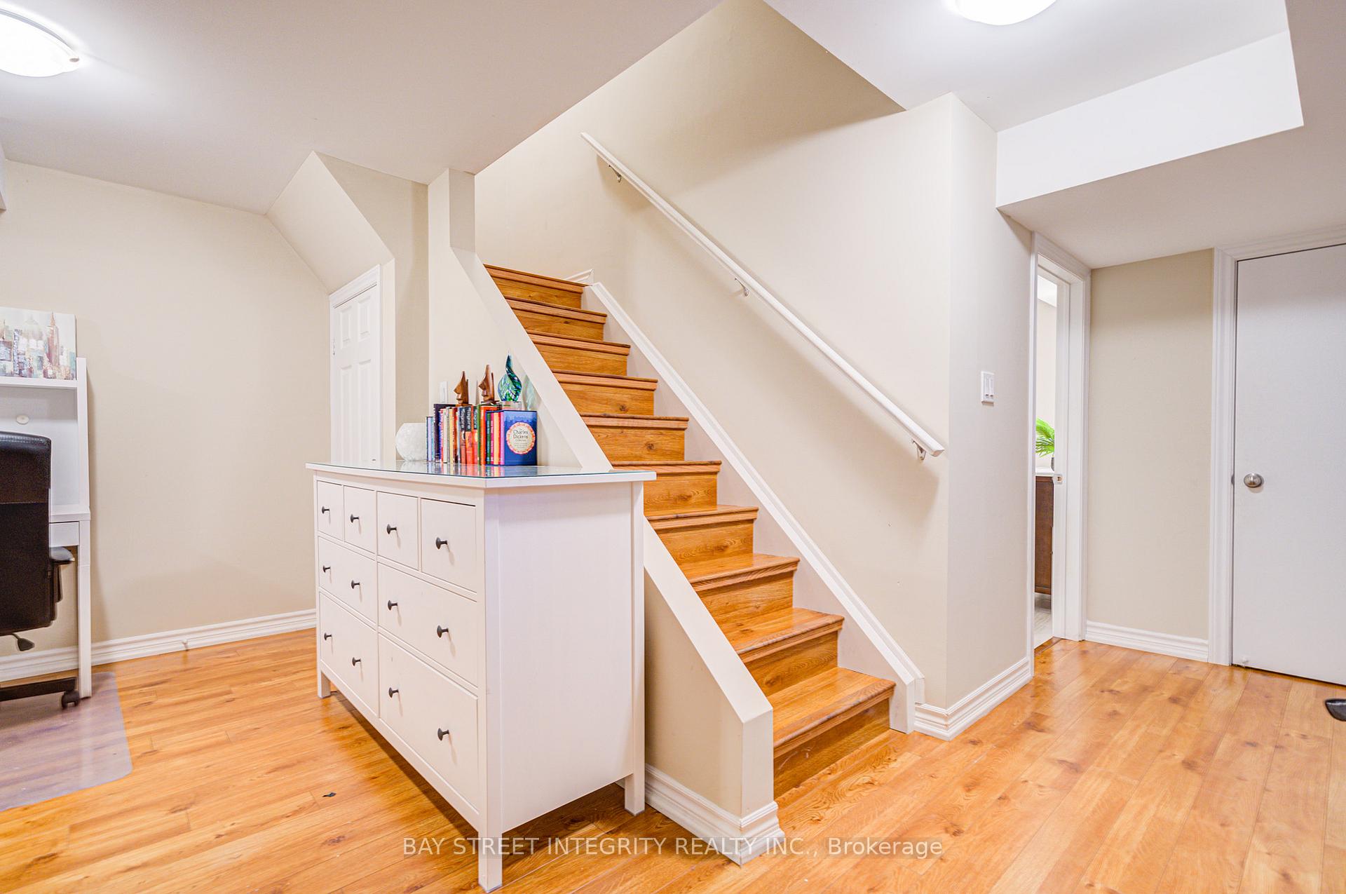 Photo 38 of 39 Forestbrook Drive, Markham, Box Grove — HOMEH