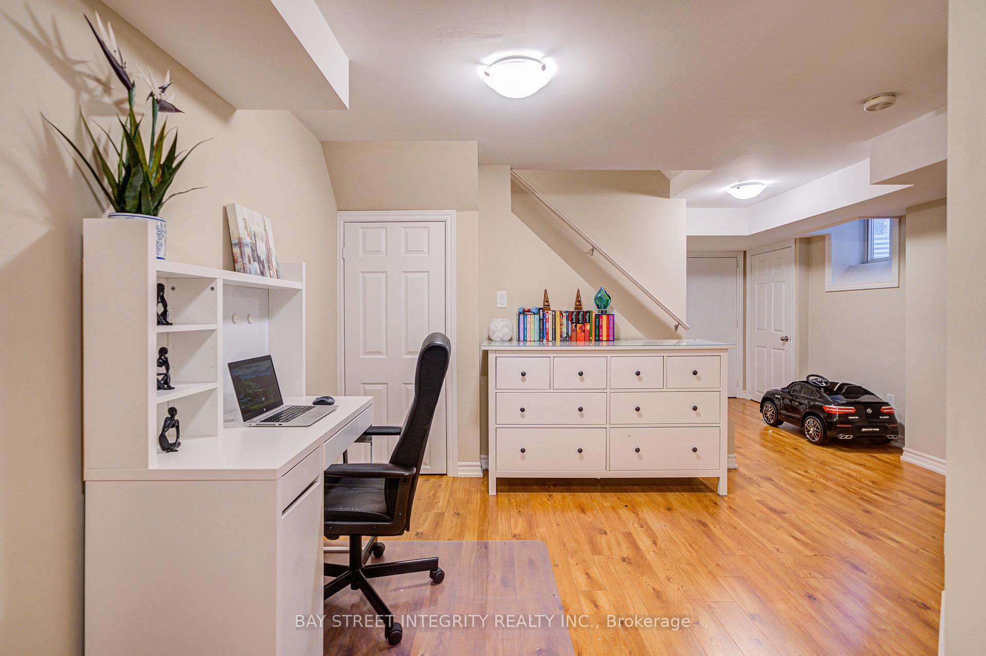 Photo 40 of 39 Forestbrook Drive, Markham, Box Grove — HOMEH