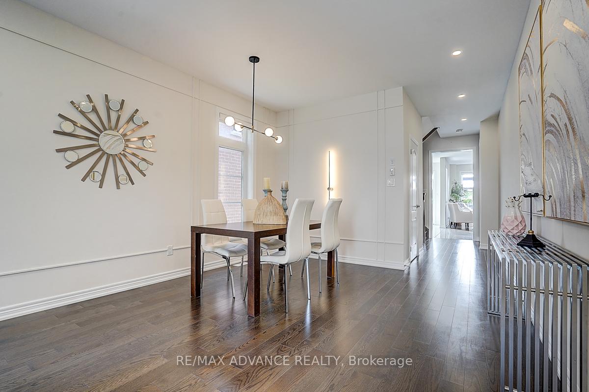 Photo 4 of 24 Decast Crescent, Markham, Box Grove — HOMEH