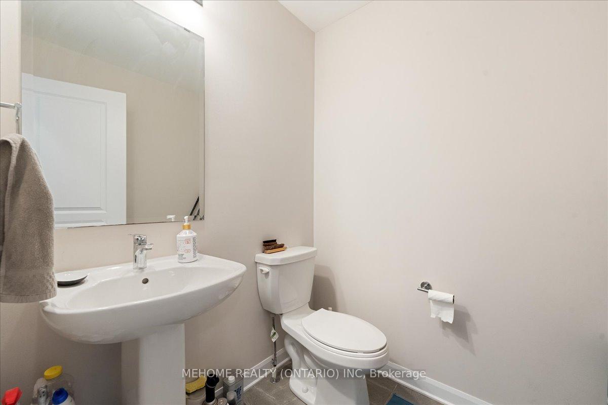 Photo 6 of 300 Basalt Lane, Ottawa, Kanata - Kanata Lakes/Heritage Hills — HOMEH
