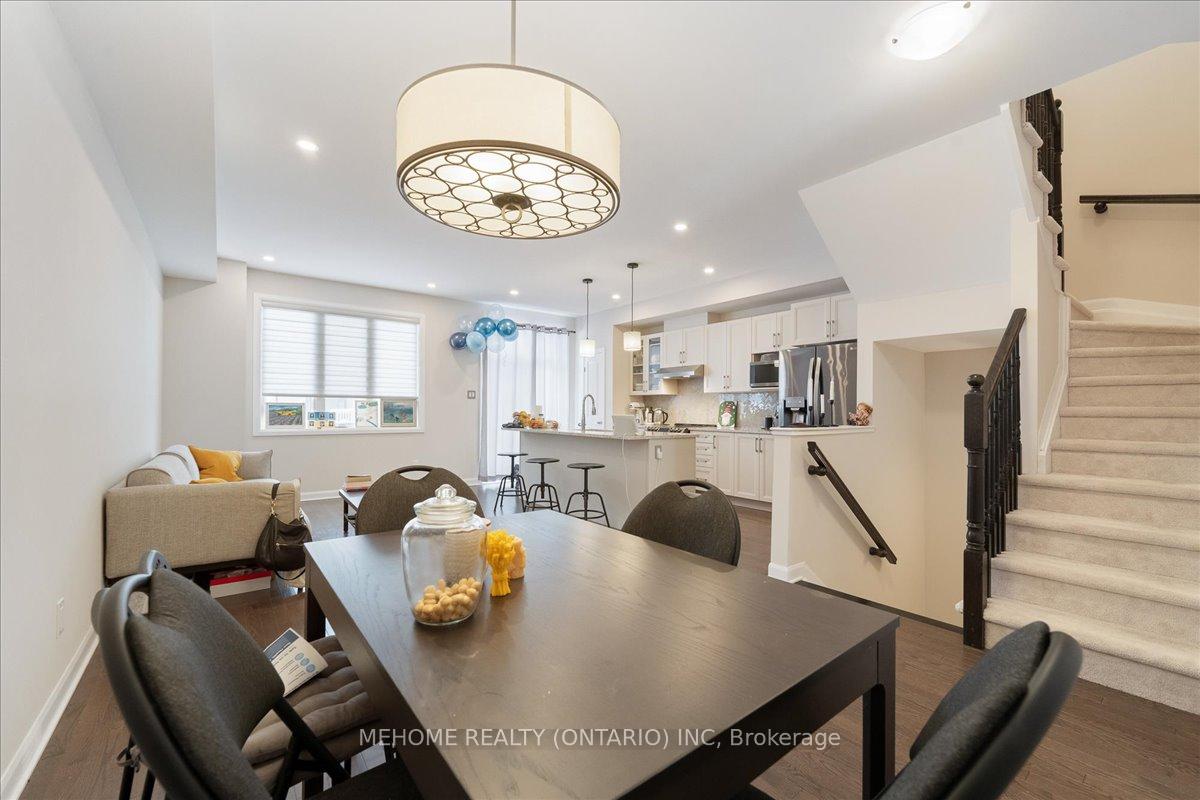 Photo 9 of 300 Basalt Lane, Ottawa, Kanata - Kanata Lakes/Heritage Hills — HOMEH