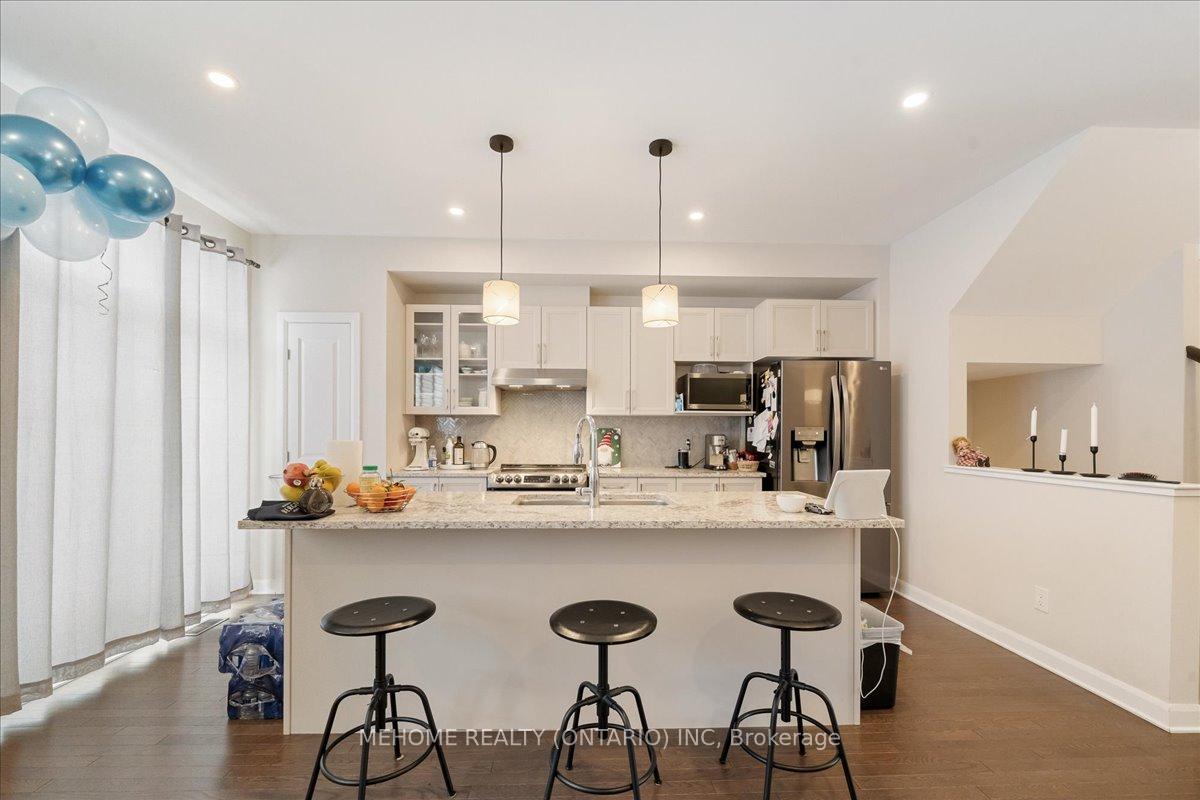 Photo 11 of 300 Basalt Lane, Ottawa, Kanata - Kanata Lakes/Heritage Hills — HOMEH