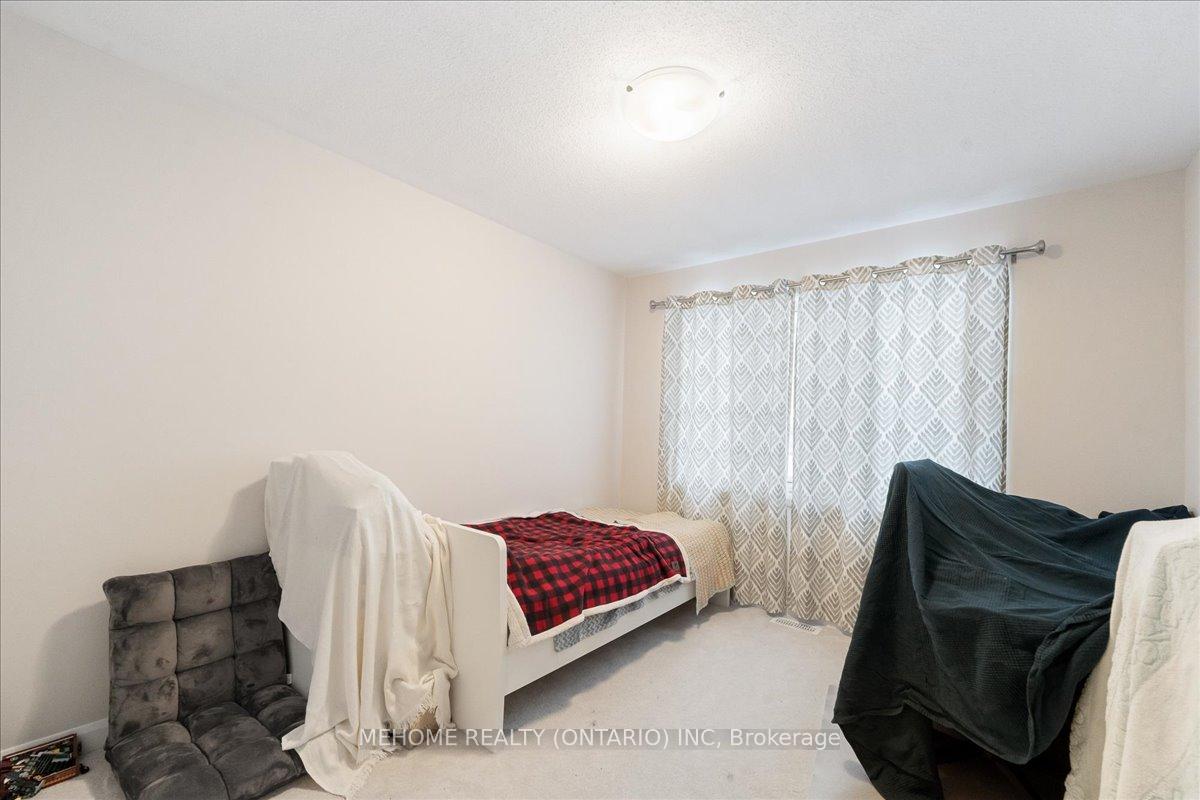 Photo 18 of 300 Basalt Lane, Ottawa, Kanata - Kanata Lakes/Heritage Hills — HOMEH