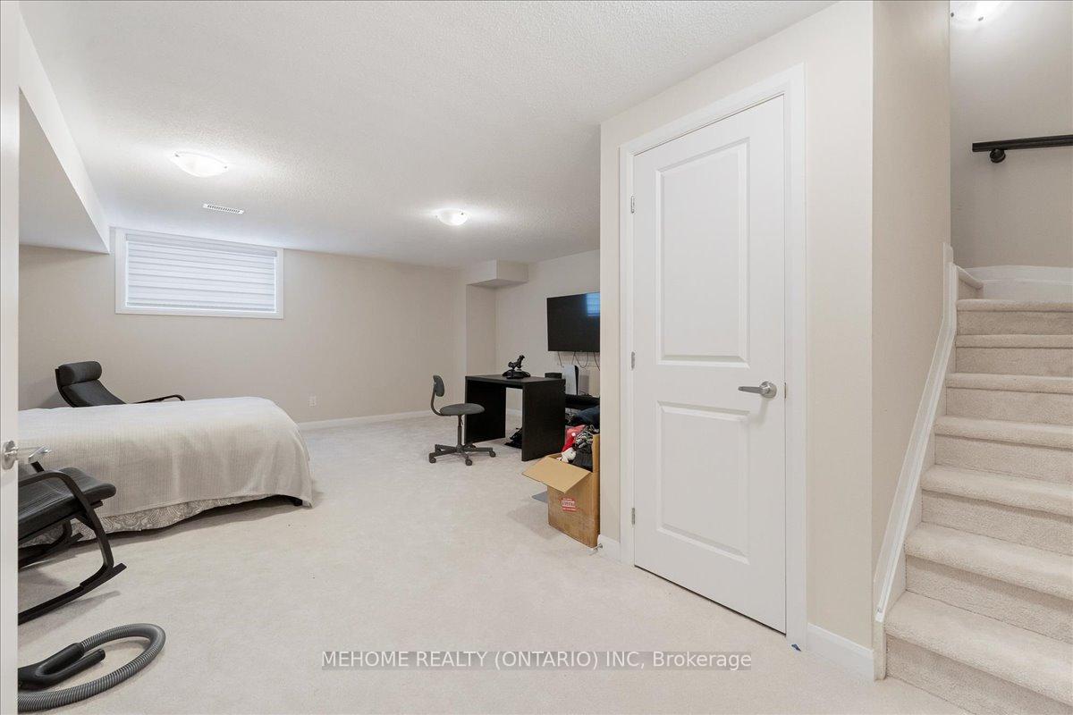 Photo 24 of 300 Basalt Lane, Ottawa, Kanata - Kanata Lakes/Heritage Hills — HOMEH