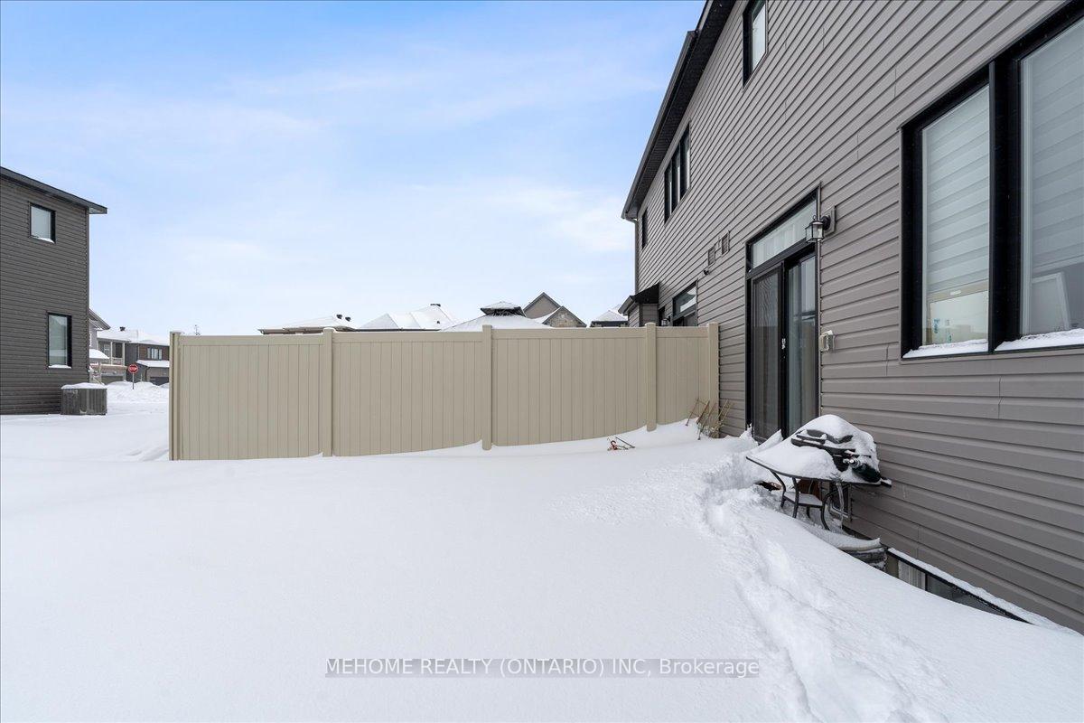 Photo 27 of 300 Basalt Lane, Ottawa, Kanata - Kanata Lakes/Heritage Hills — HOMEH