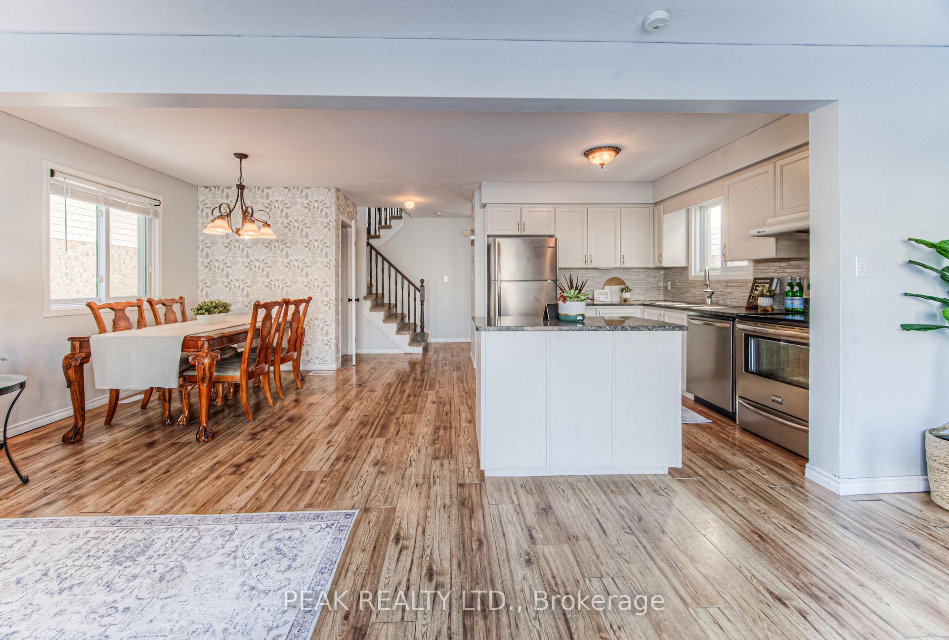 Photo 8 of 1101 Copper Leaf Crescent, Kitchener — HOMEH
