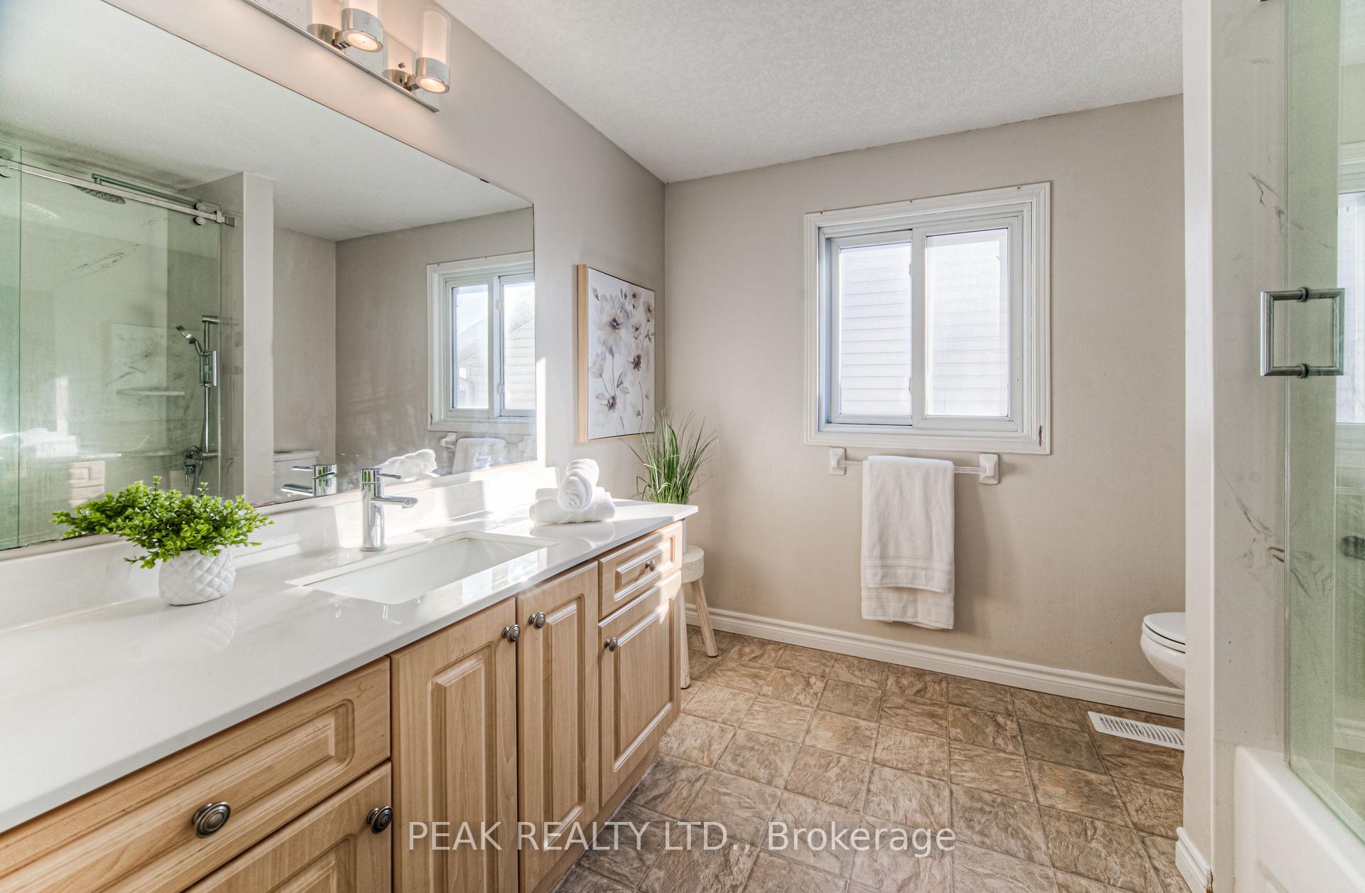 Photo 20 of 1101 Copper Leaf Crescent, Kitchener — HOMEH