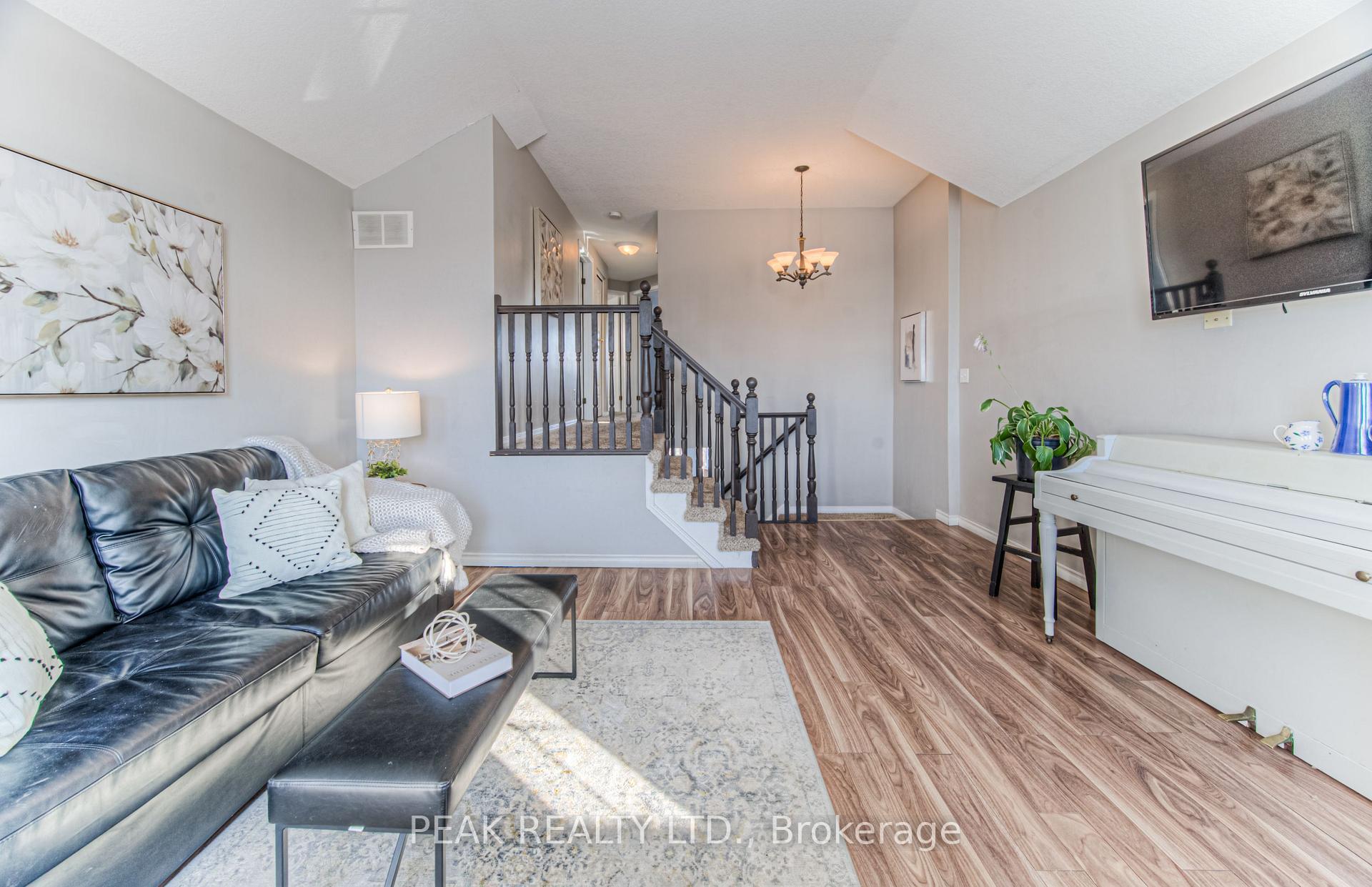 Photo 28 of 1101 Copper Leaf Crescent, Kitchener — HOMEH