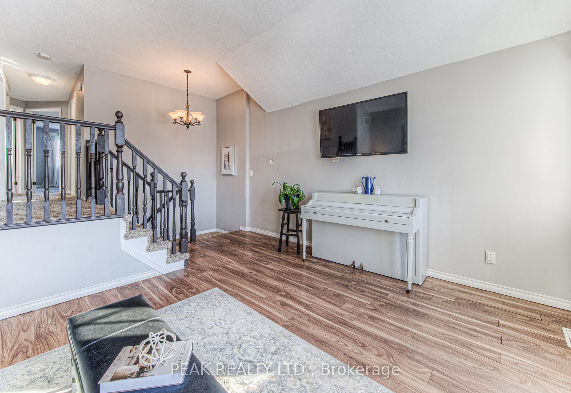 Photo 29 of 1101 Copper Leaf Crescent, Kitchener — HOMEH
