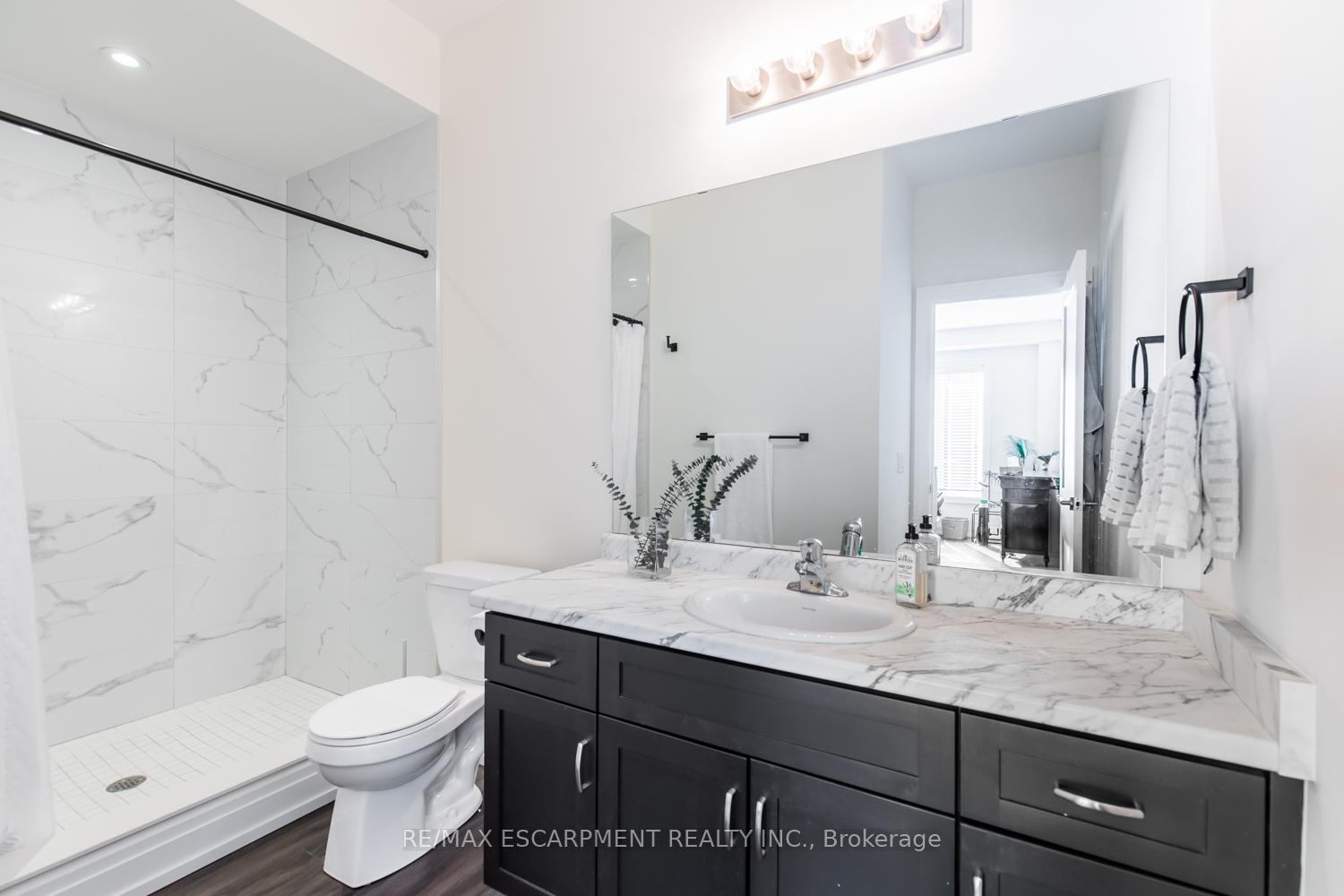 Photo 23 of 68 Skinner Road, Hamilton, Waterdown — HOMEH
