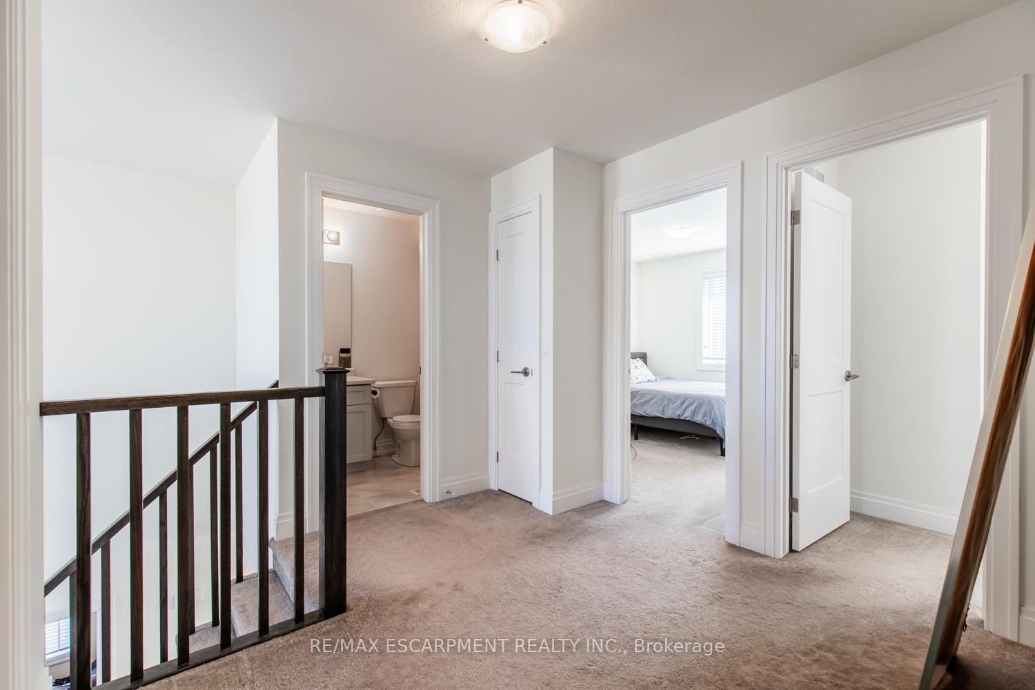 Photo 26 of 68 Skinner Road, Hamilton, Waterdown — HOMEH