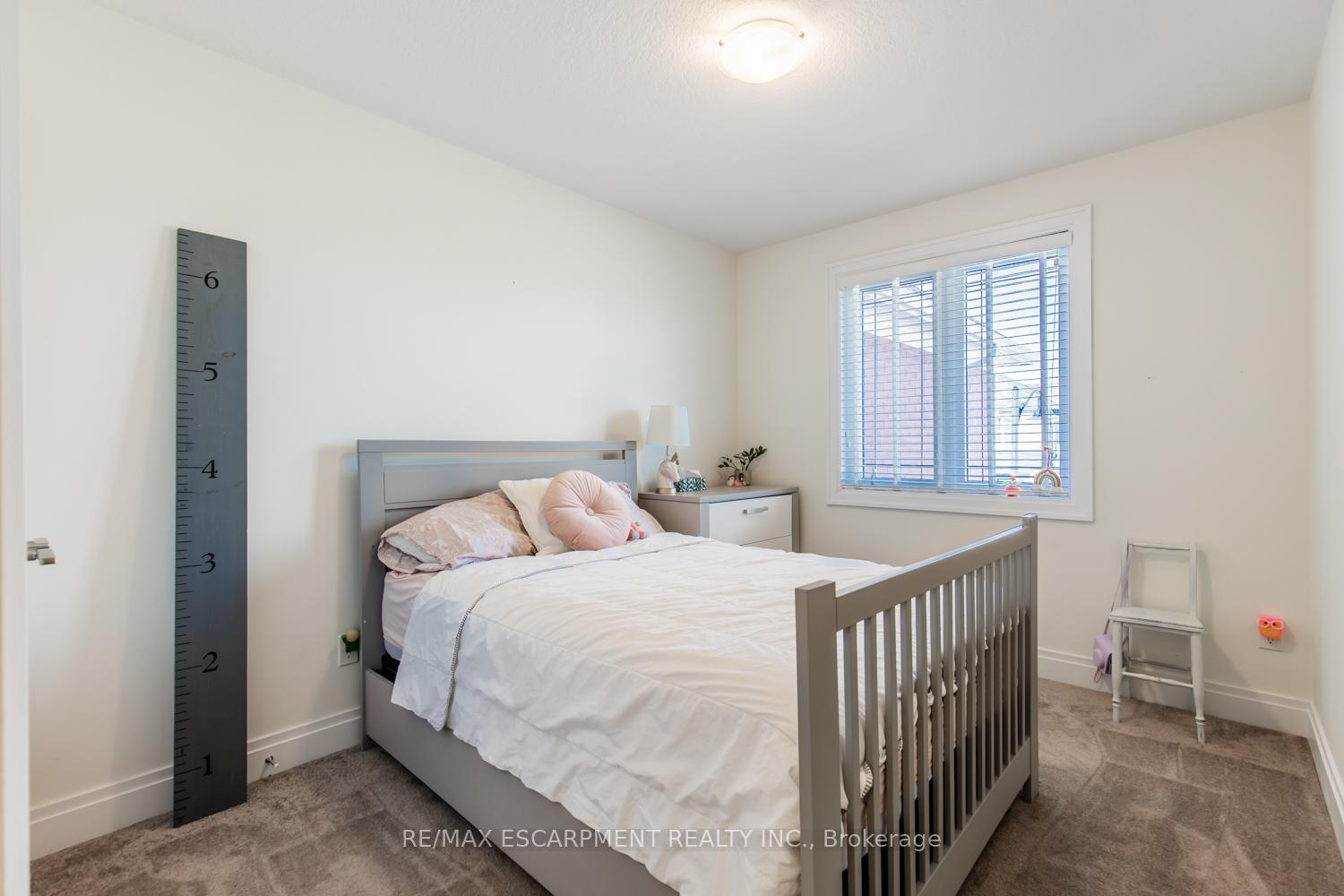 Photo 33 of 68 Skinner Road, Hamilton, Waterdown — HOMEH