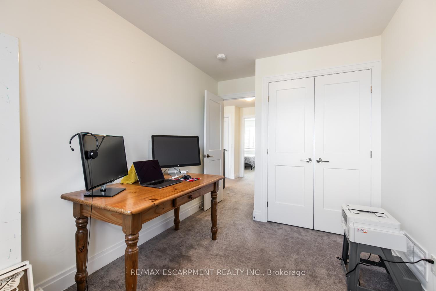 Photo 36 of 68 Skinner Road, Hamilton, Waterdown — HOMEH