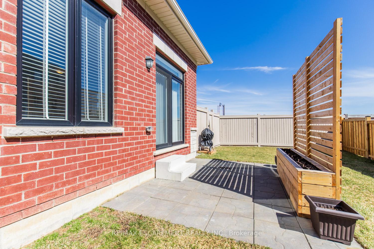 Photo 39 of 68 Skinner Road, Hamilton, Waterdown — HOMEH