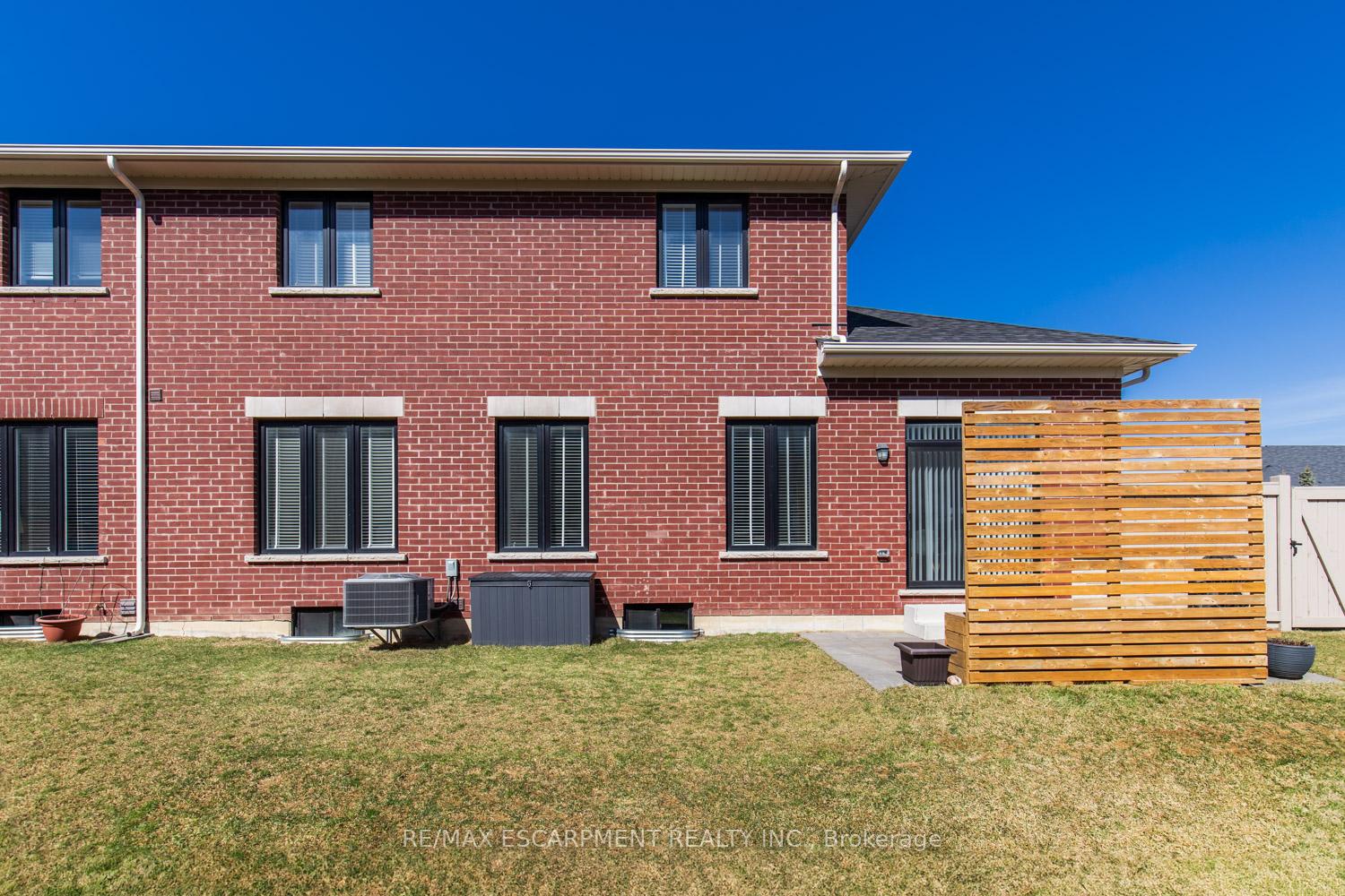 Photo 42 of 68 Skinner Road, Hamilton, Waterdown — HOMEH