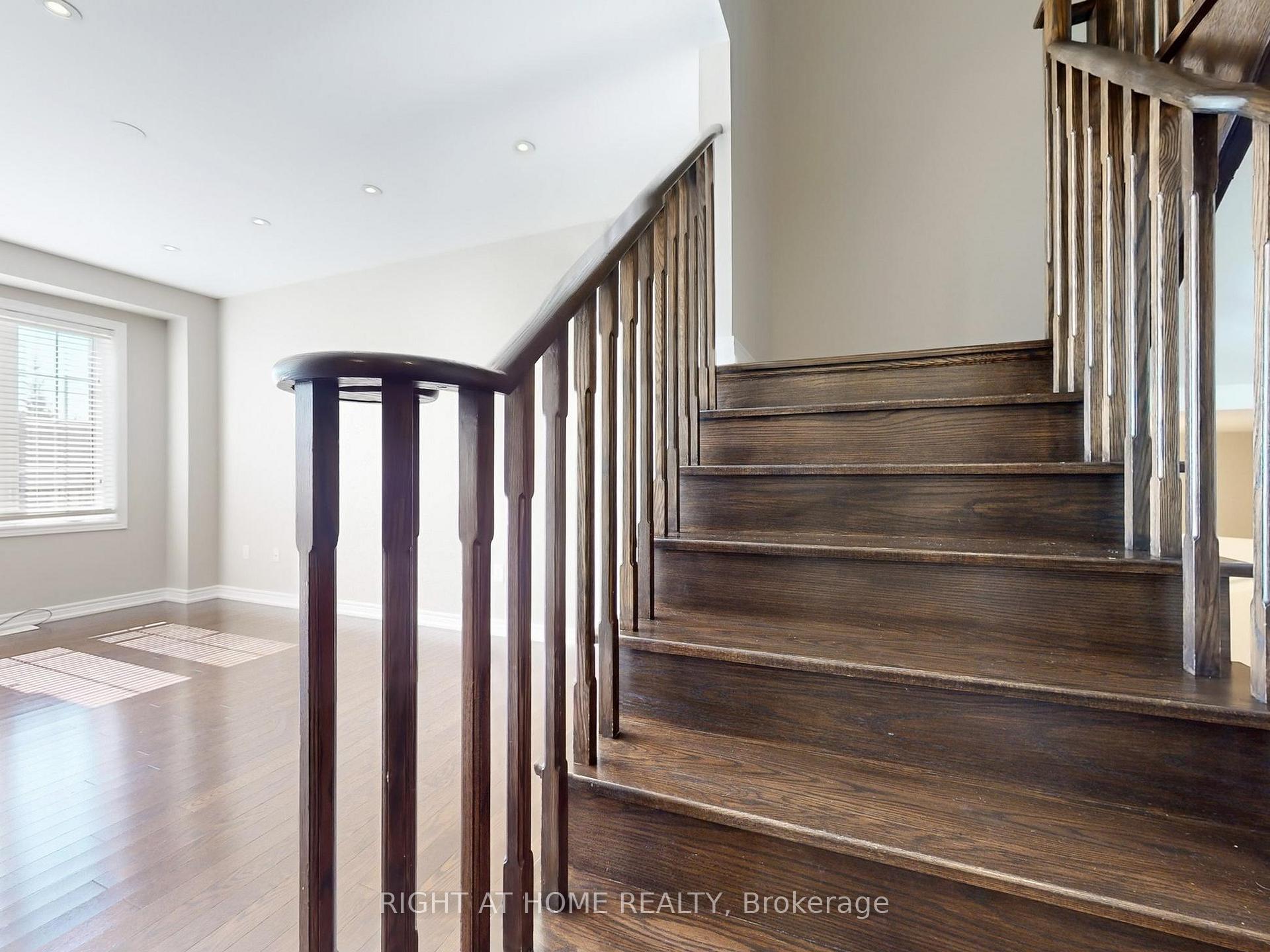 Photo 20 of 537 Vaughan Court, Milton, Scott — HOMEH