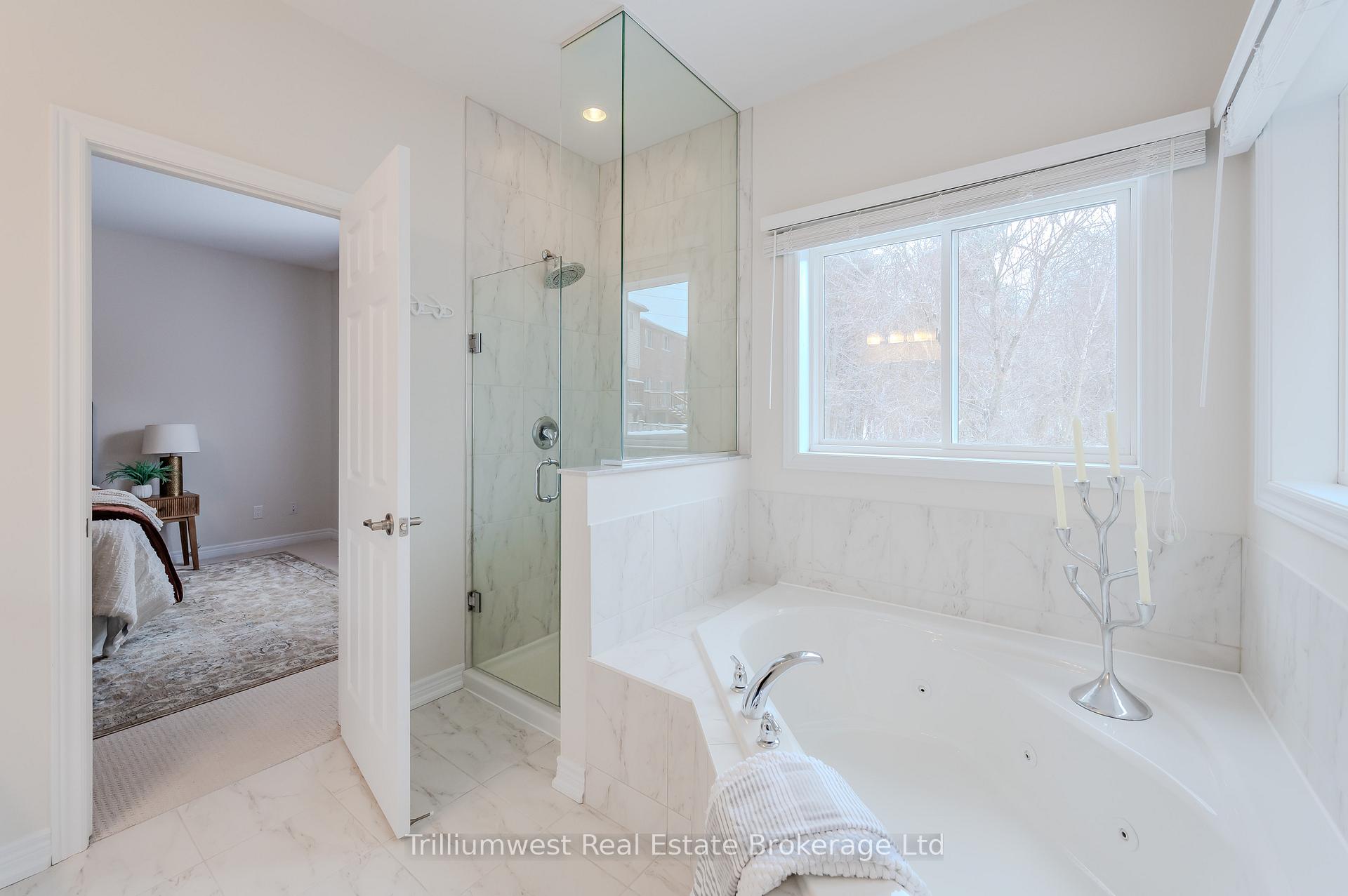 Photo 20 of 760 Robert Ferrie Drive, Kitchener — HOMEH