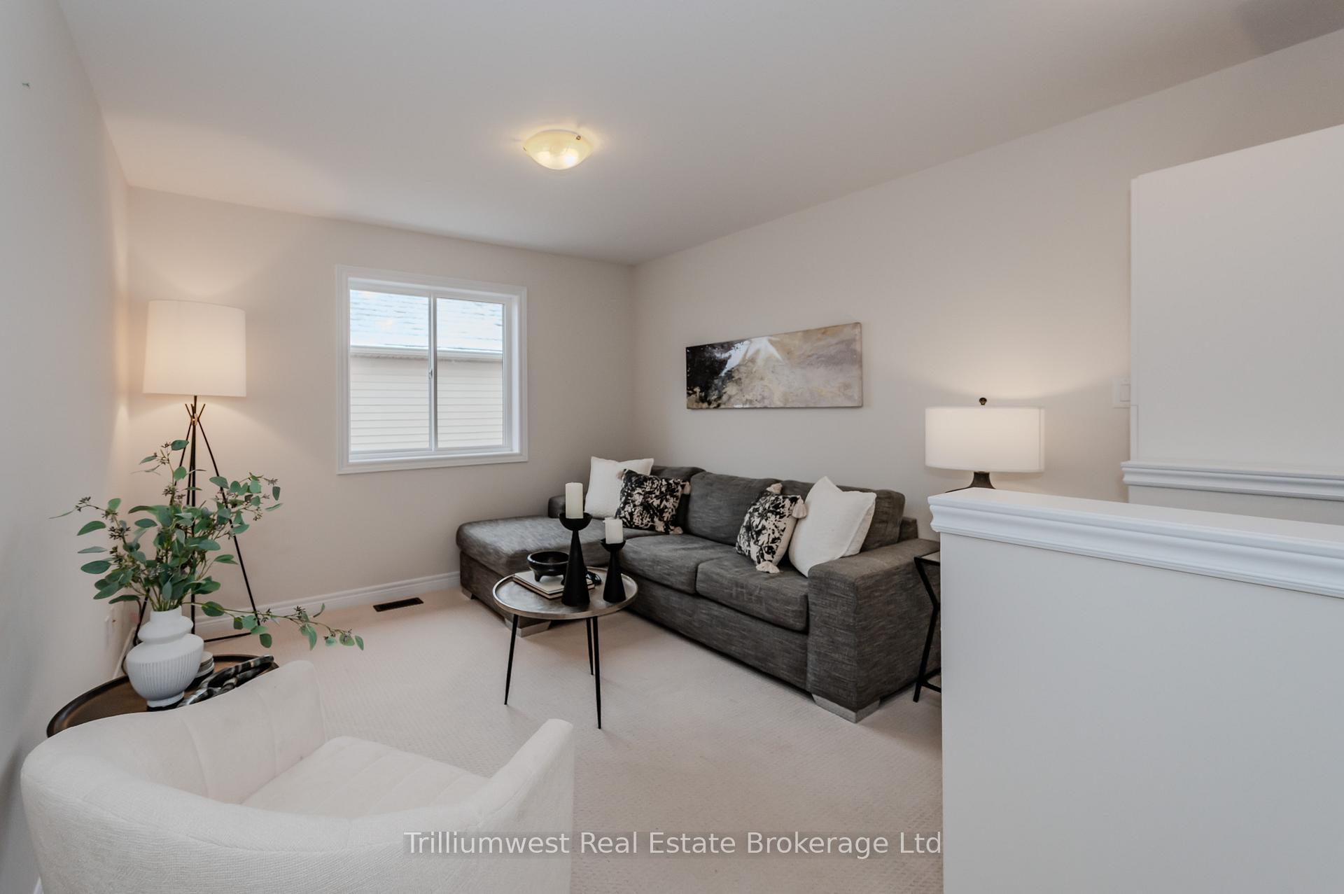 Photo 22 of 760 Robert Ferrie Drive, Kitchener — HOMEH