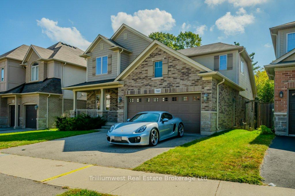 Photo 32 of 760 Robert Ferrie Drive, Kitchener — HOMEH