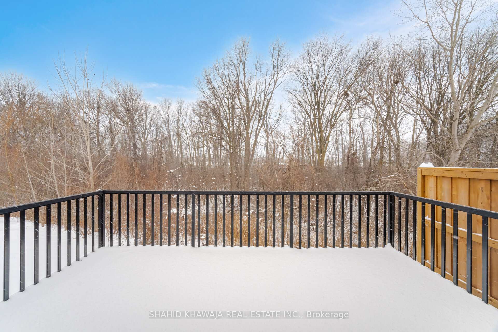 Photo 12 of 310 Briarmeadow Drive, Kitchener — HOMEH