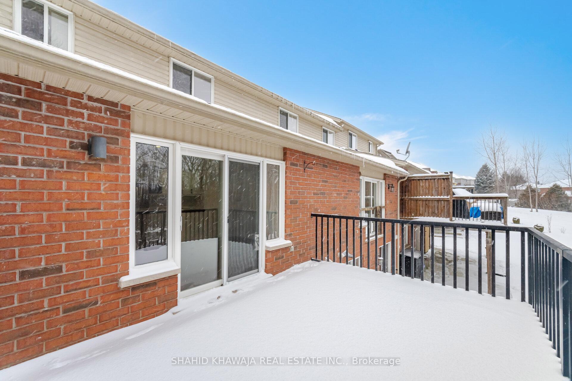 Photo 13 of 310 Briarmeadow Drive, Kitchener — HOMEH