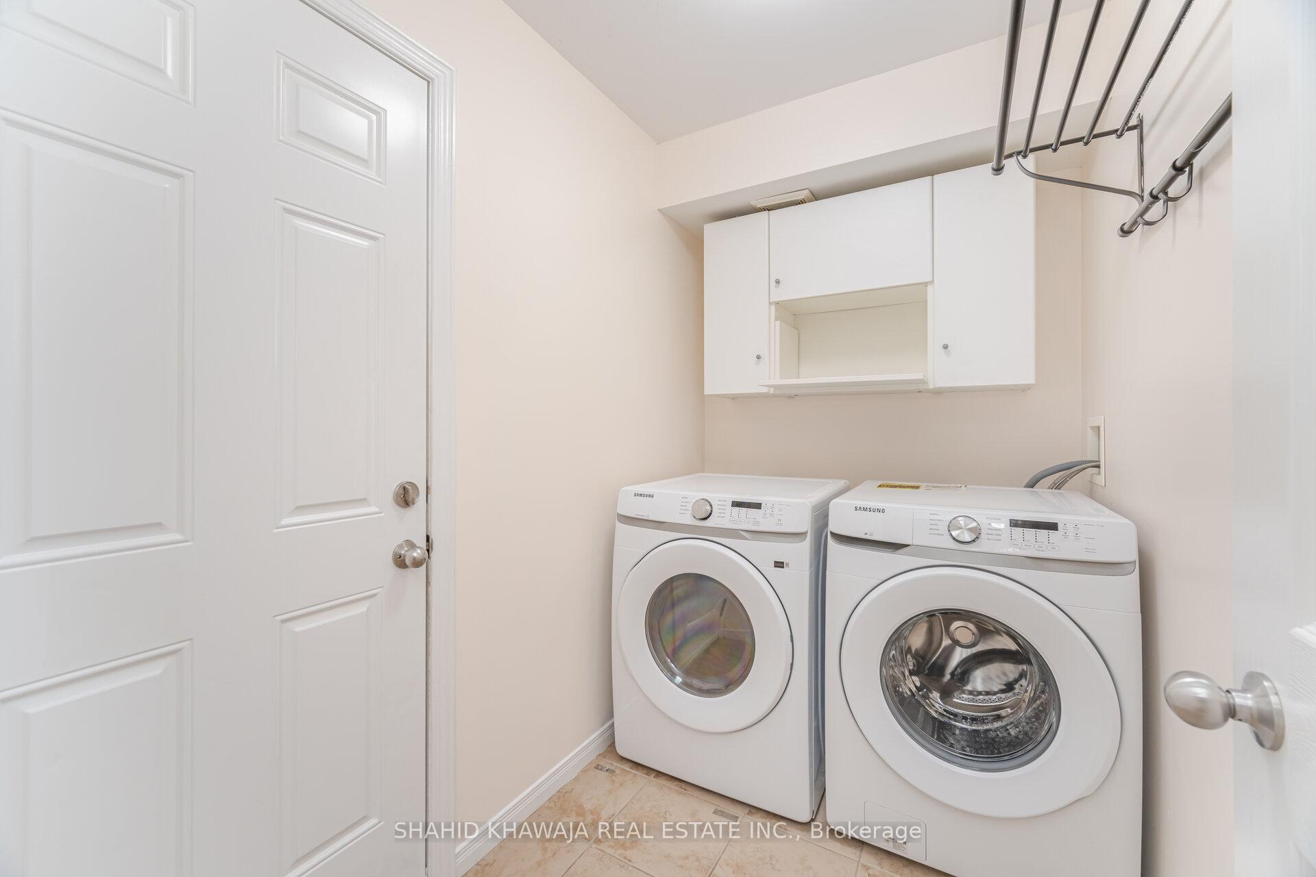 Photo 14 of 310 Briarmeadow Drive, Kitchener — HOMEH