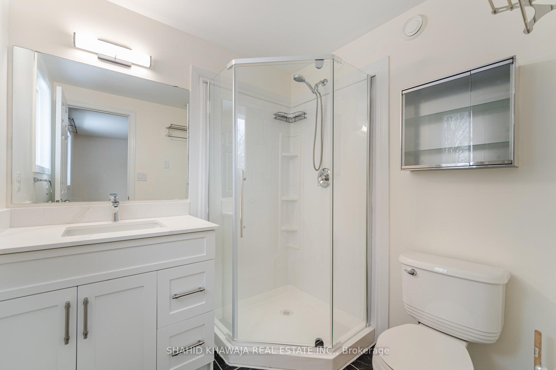 Photo 18 of 310 Briarmeadow Drive, Kitchener — HOMEH