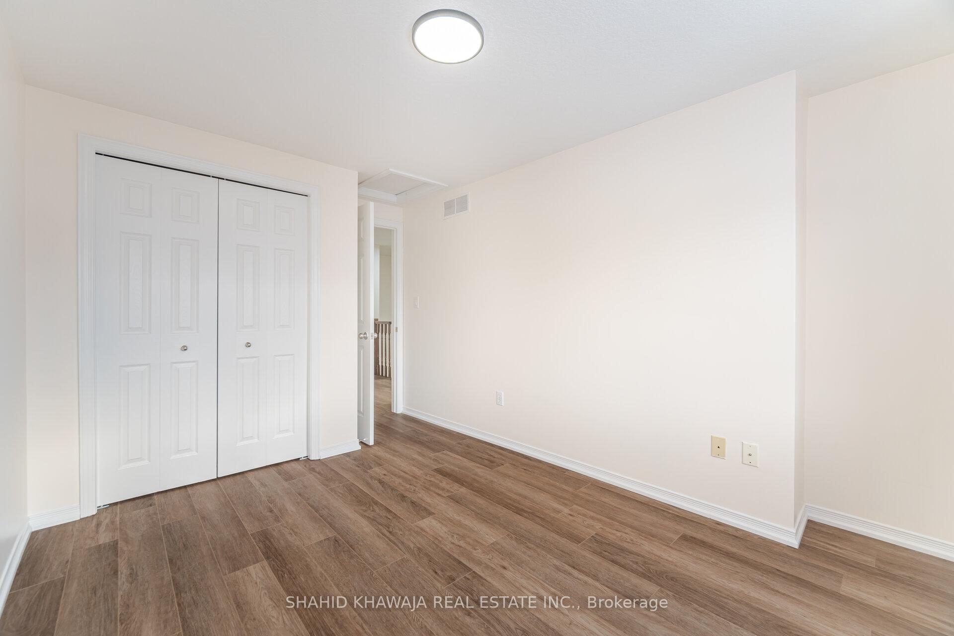 Photo 24 of 310 Briarmeadow Drive, Kitchener — HOMEH