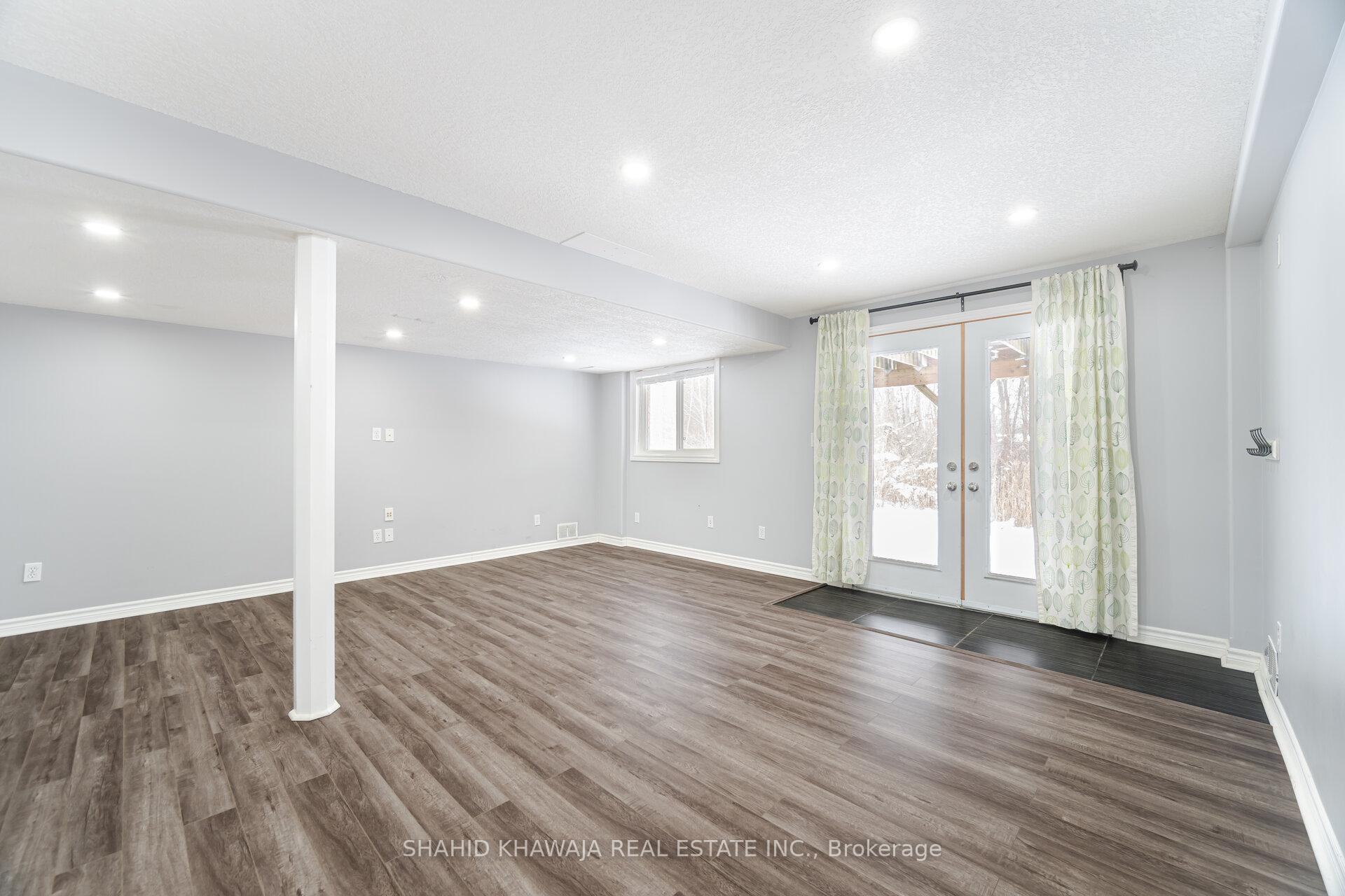 Photo 28 of 310 Briarmeadow Drive, Kitchener — HOMEH