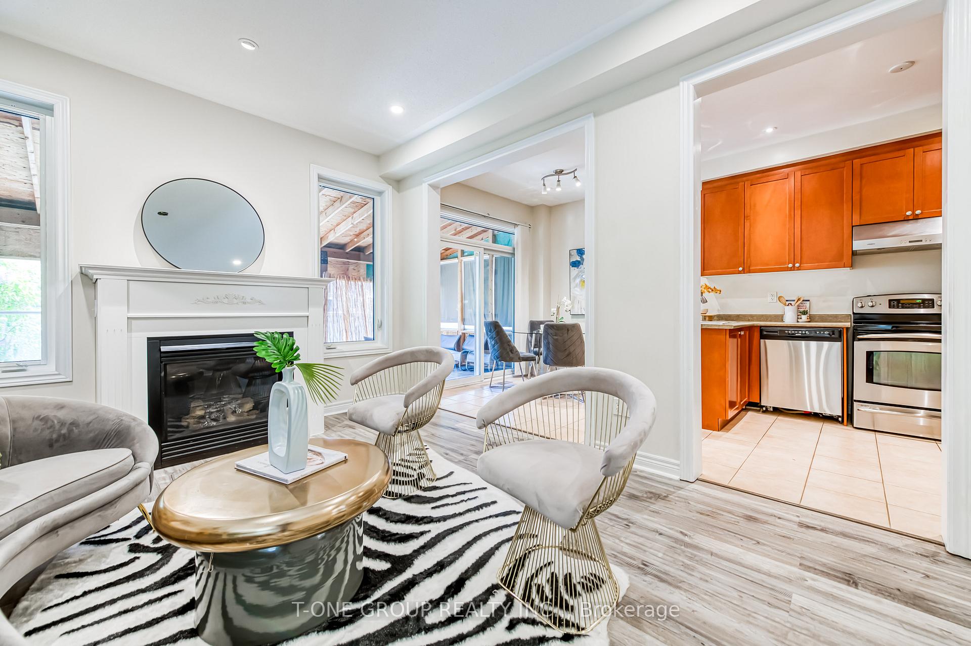 Photo 15 of 19 Rizal Avenue, Markham, Box Grove — HOMEH