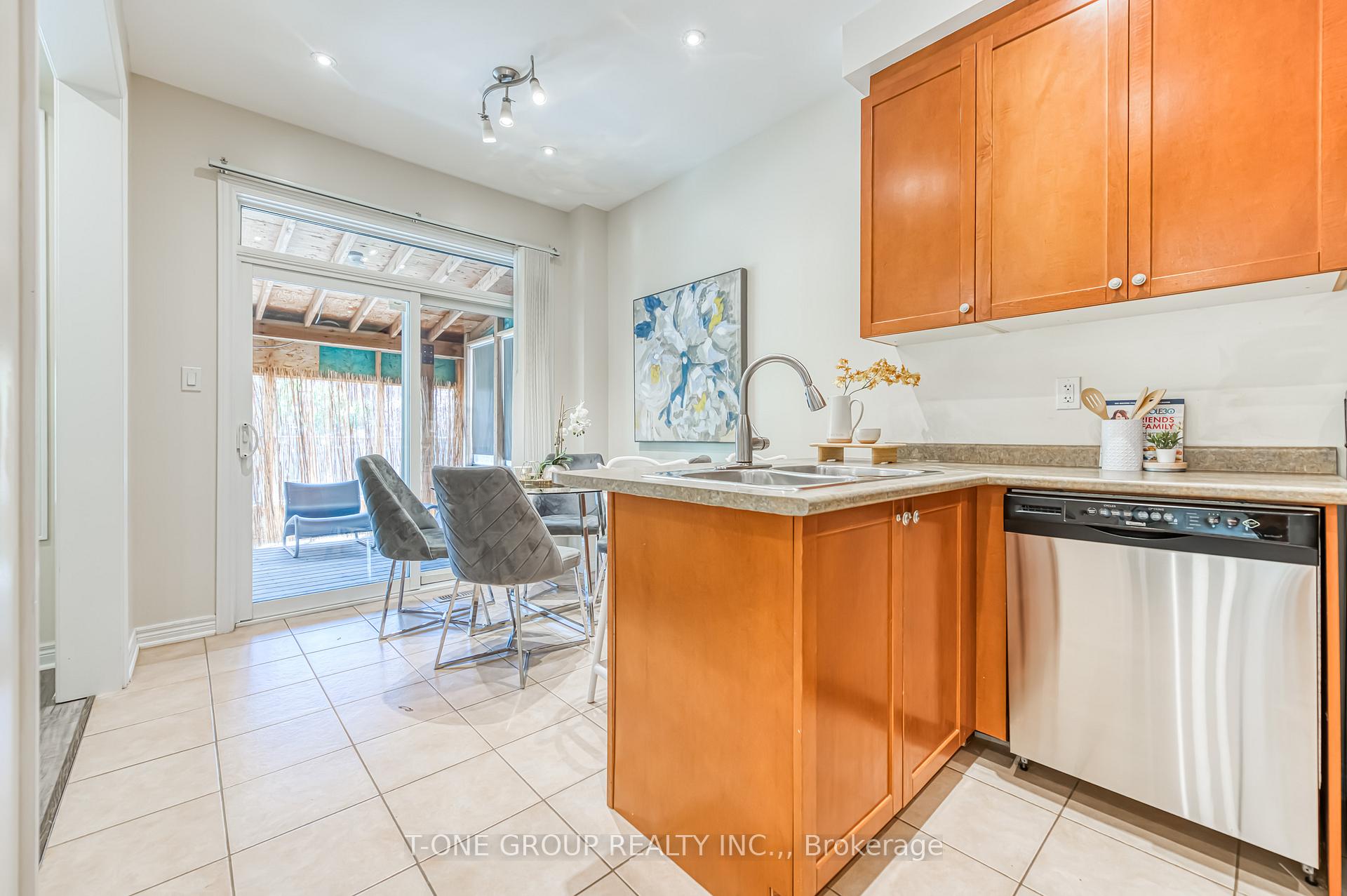 Photo 18 of 19 Rizal Avenue, Markham, Box Grove — HOMEH