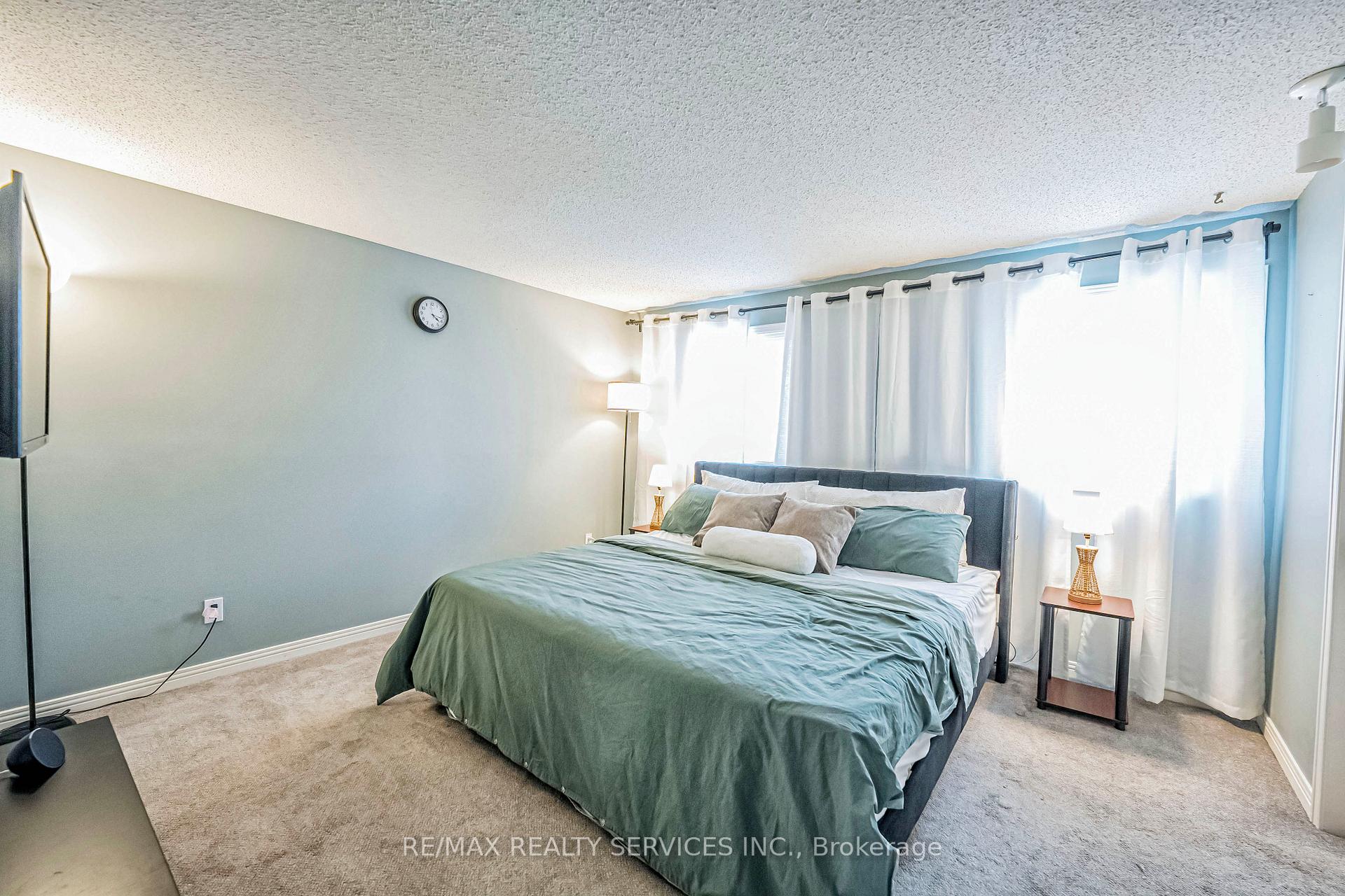Photo 22 of 385 Driftwood Drive, Kitchener — HOMEH