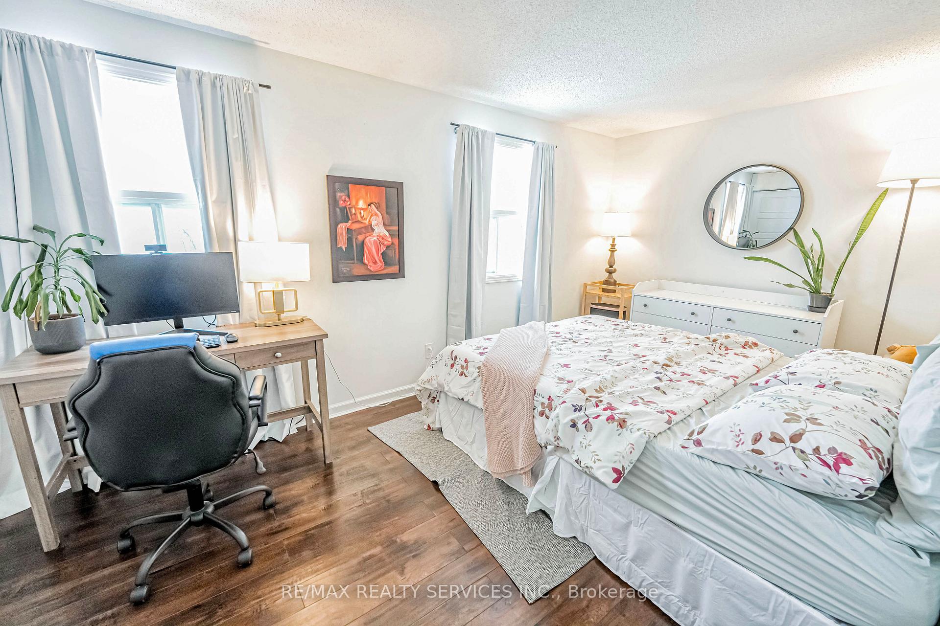 Photo 24 of 385 Driftwood Drive, Kitchener — HOMEH