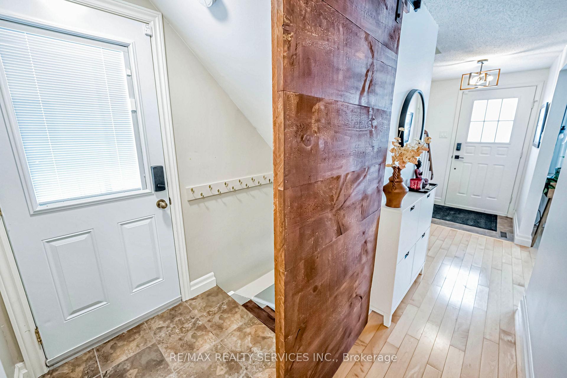 Photo 31 of 385 Driftwood Drive, Kitchener — HOMEH